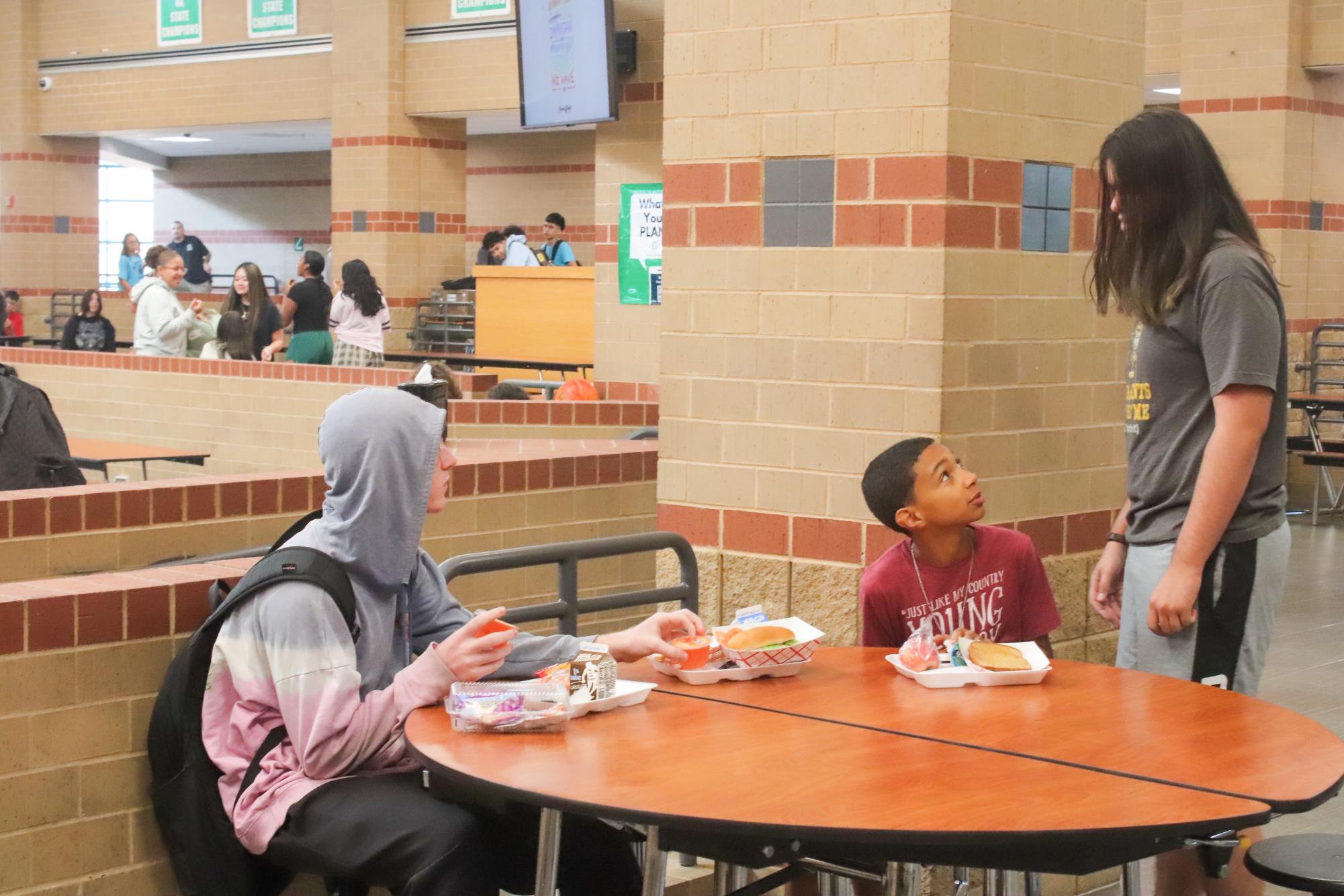 People at lunch (Photos by Ella Davidson)