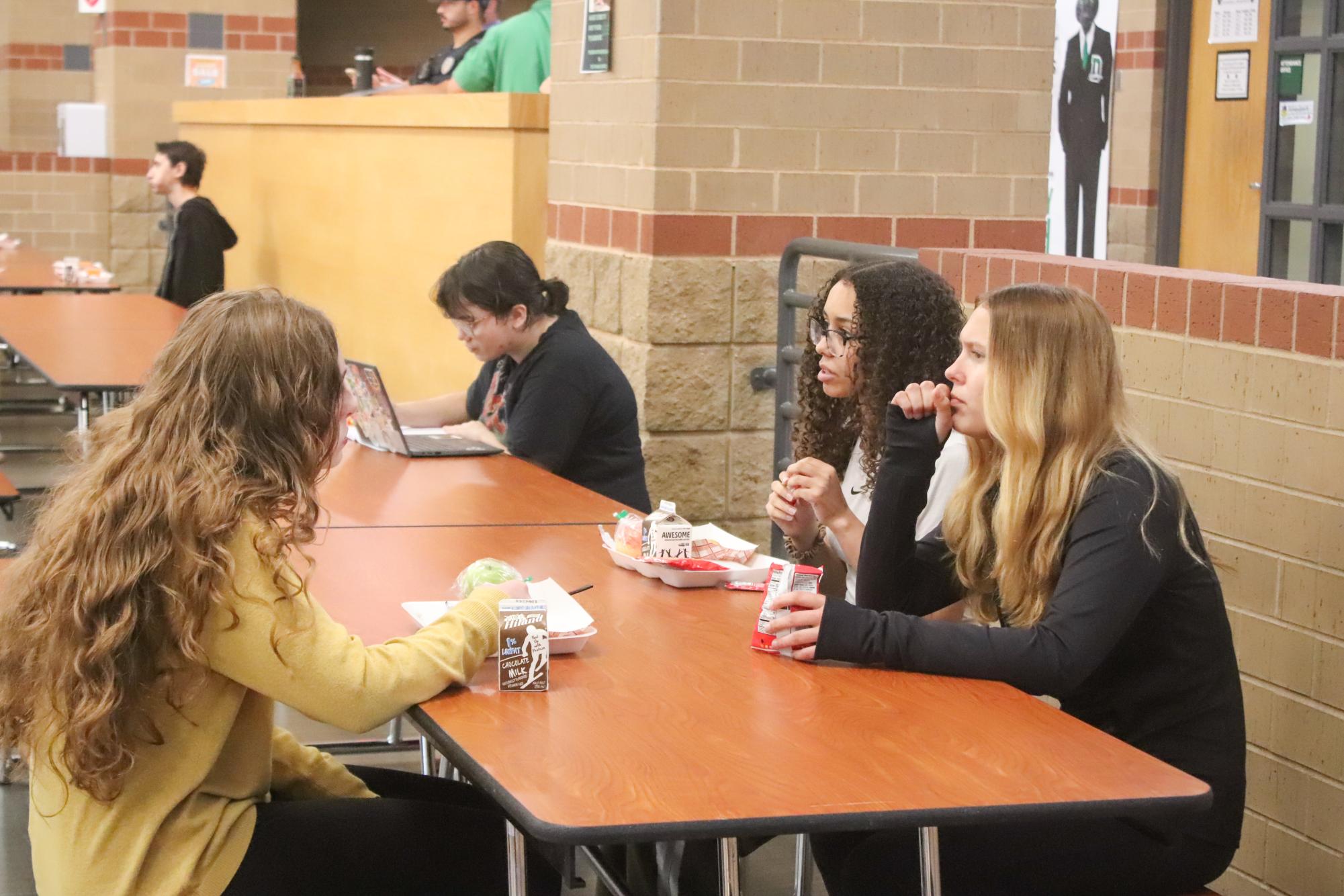 People at lunch (Photos by Ella Davidson)