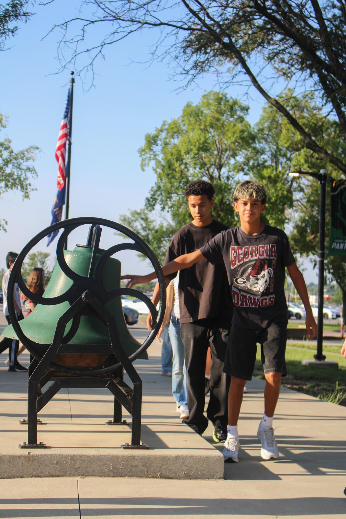 First day for new students (Photos by Kaelyn Kissack)