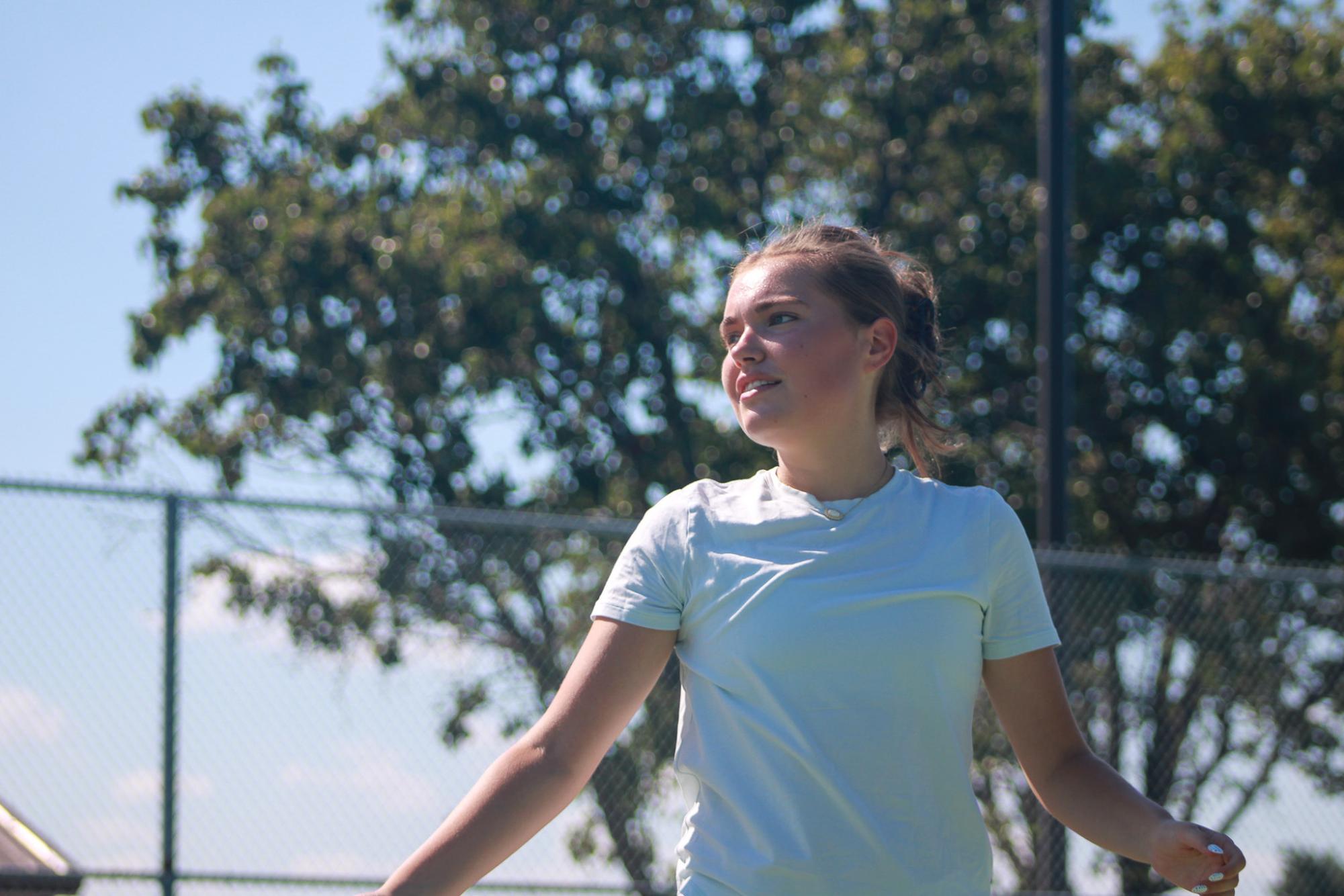 Girls tennis practice (Photos by Isabella Webb)