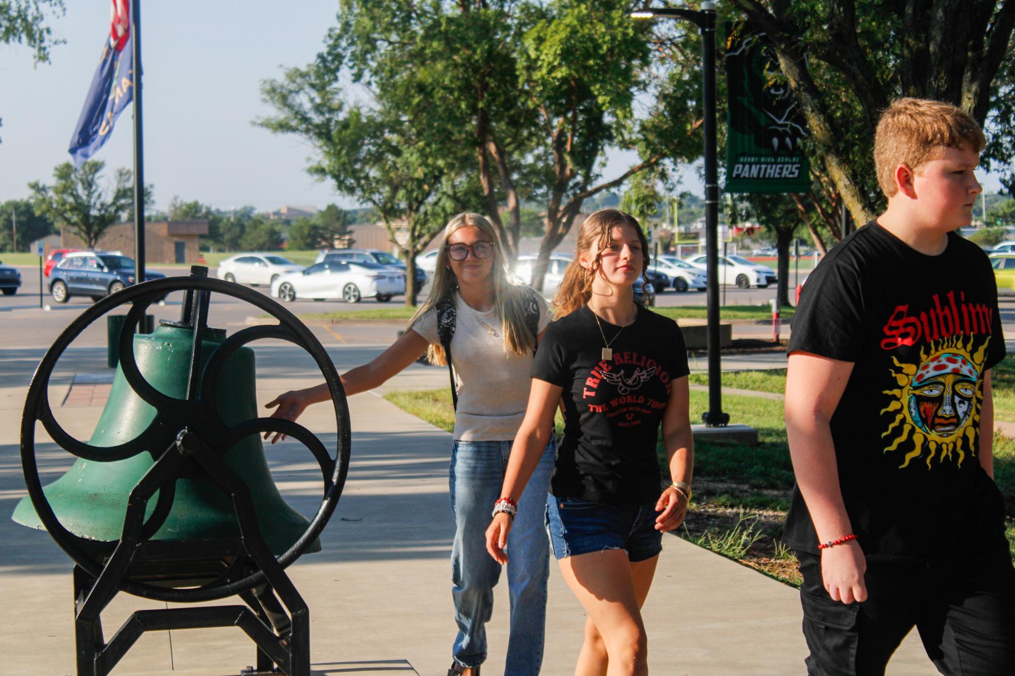 First day for new students (Photos by Maleea Sullivan)