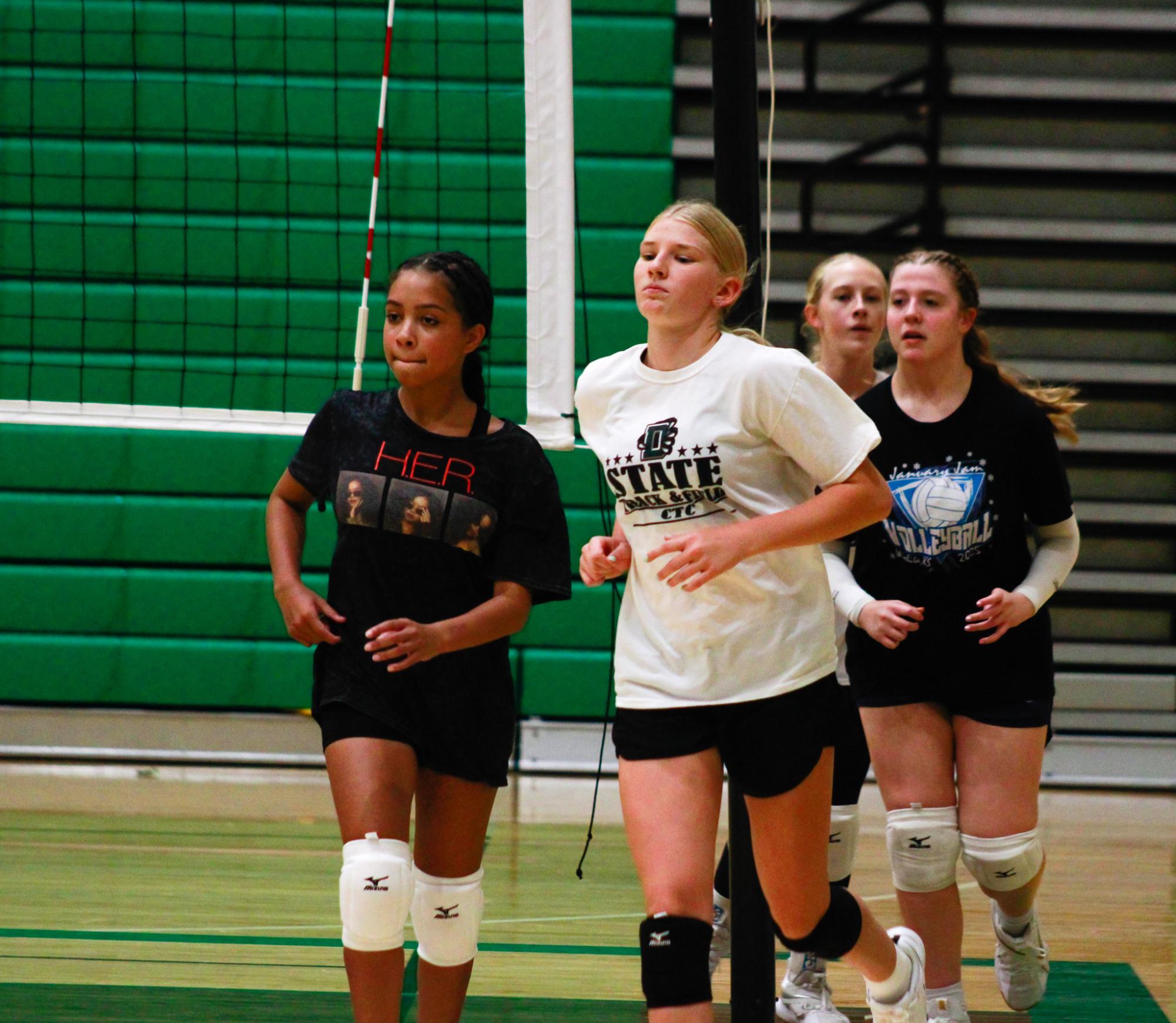 Volleyball practice (Photos by Teagan Kellogg)