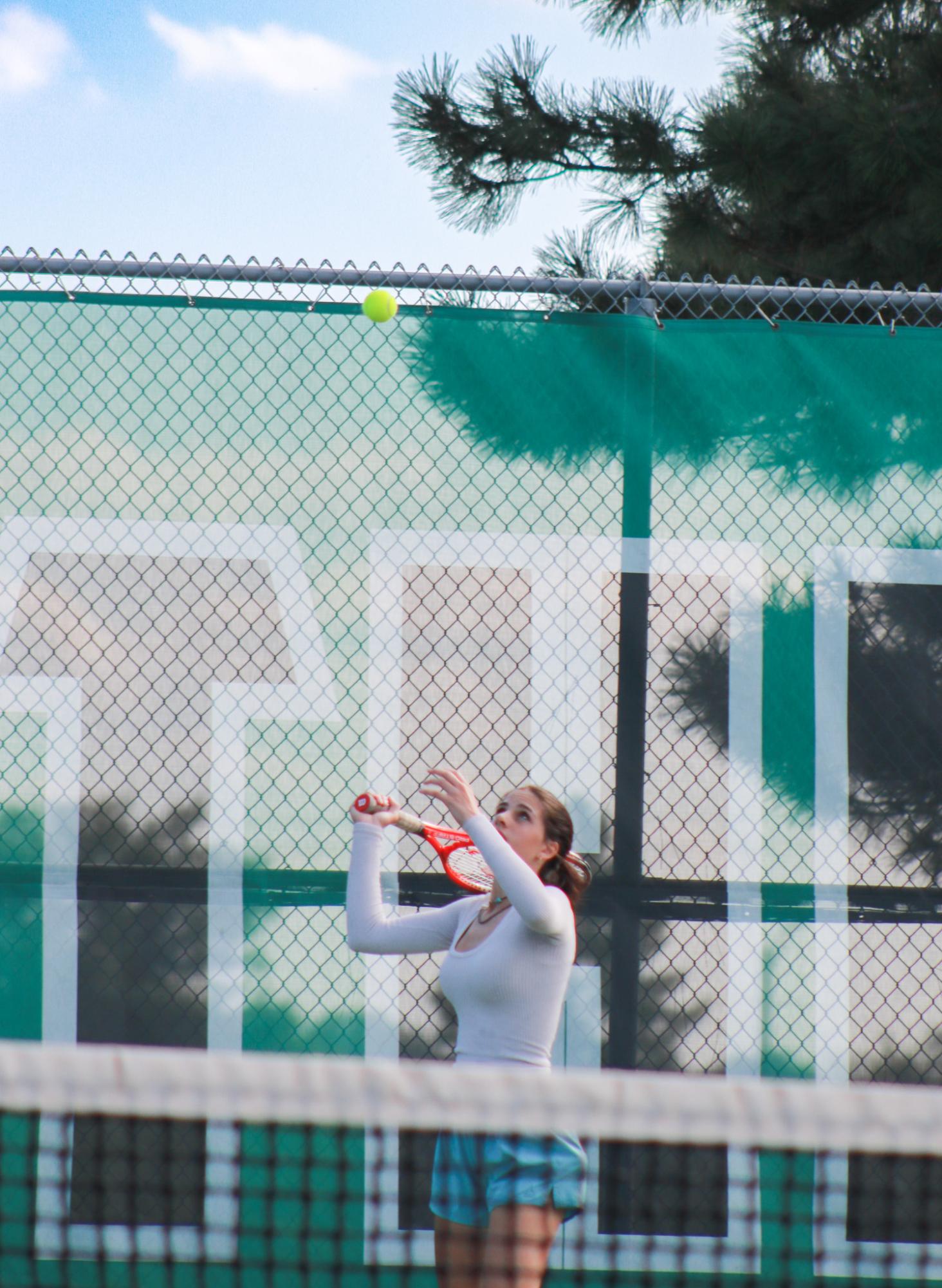 Girls tennis practice (Photos by Ava Mbawuike)