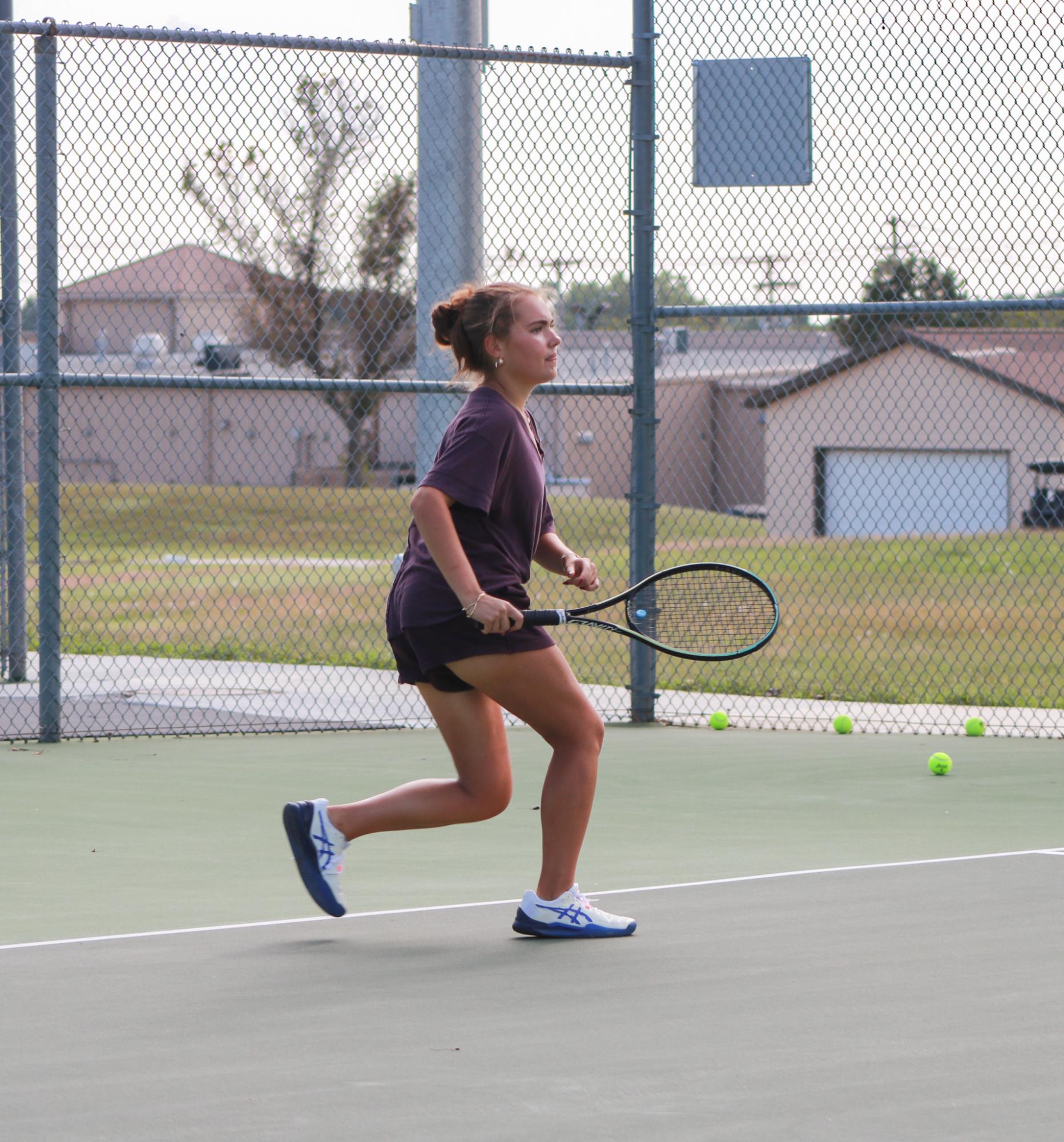 Girls tennis practice (Photos by Ava Mbawuike)
