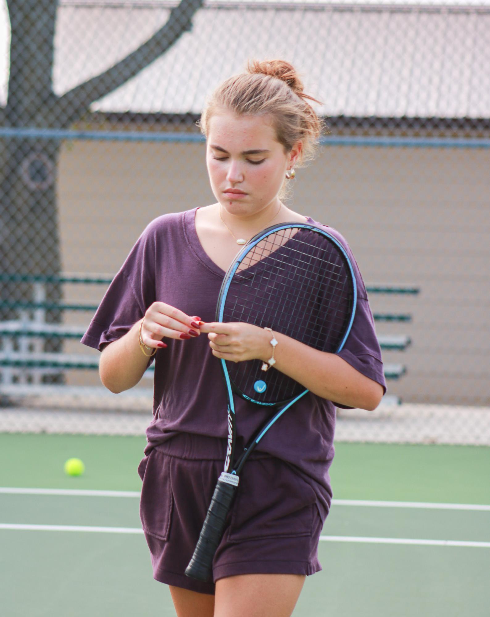 Girls tennis practice (Photos by Ava Mbawuike)