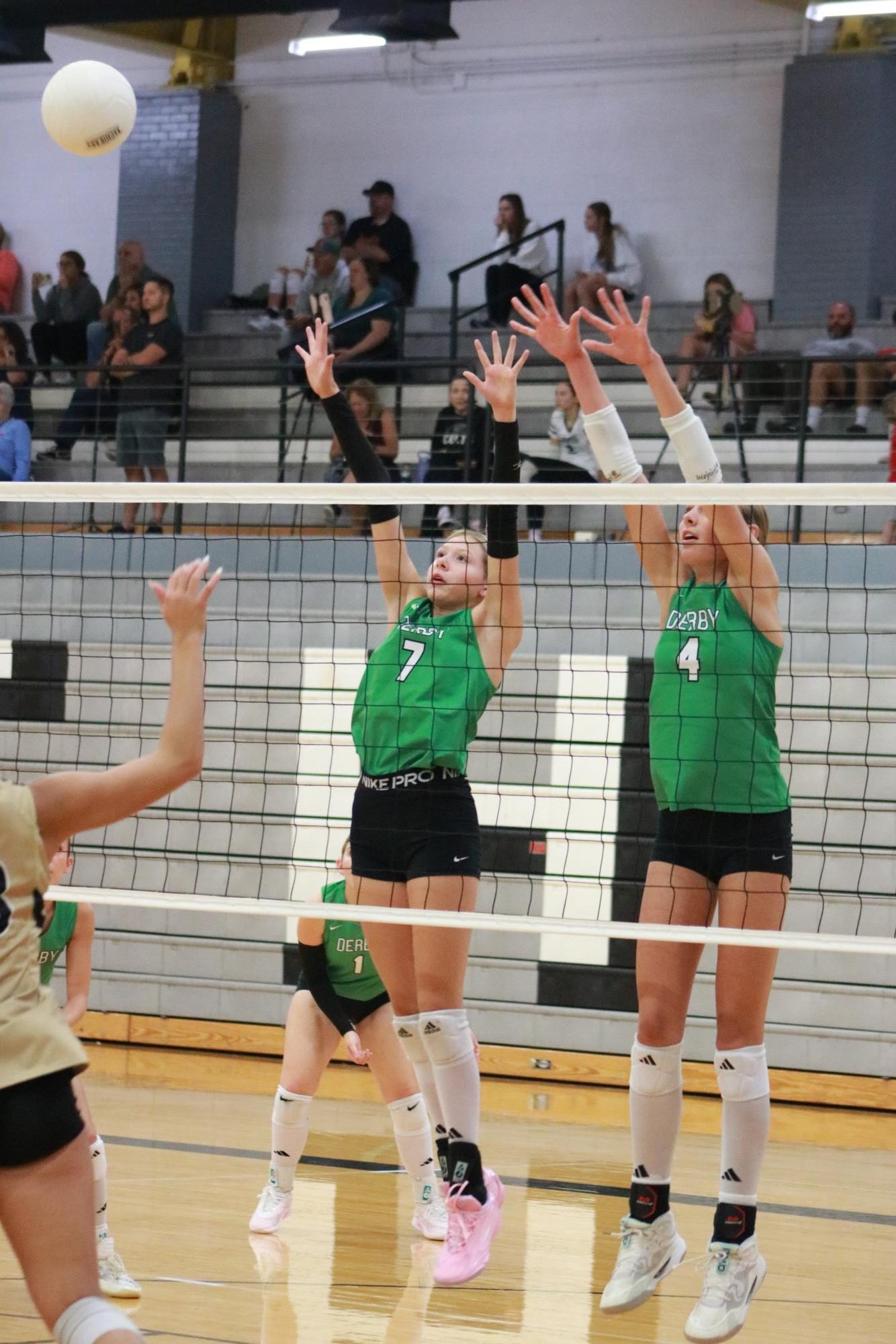 Volleyball vs. Maize South (Photos by Ella Davidson)