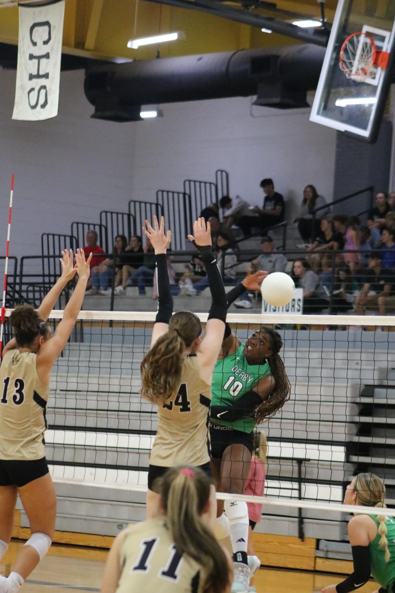 Volleyball vs. Maize South (Photos by Ella Davidson)