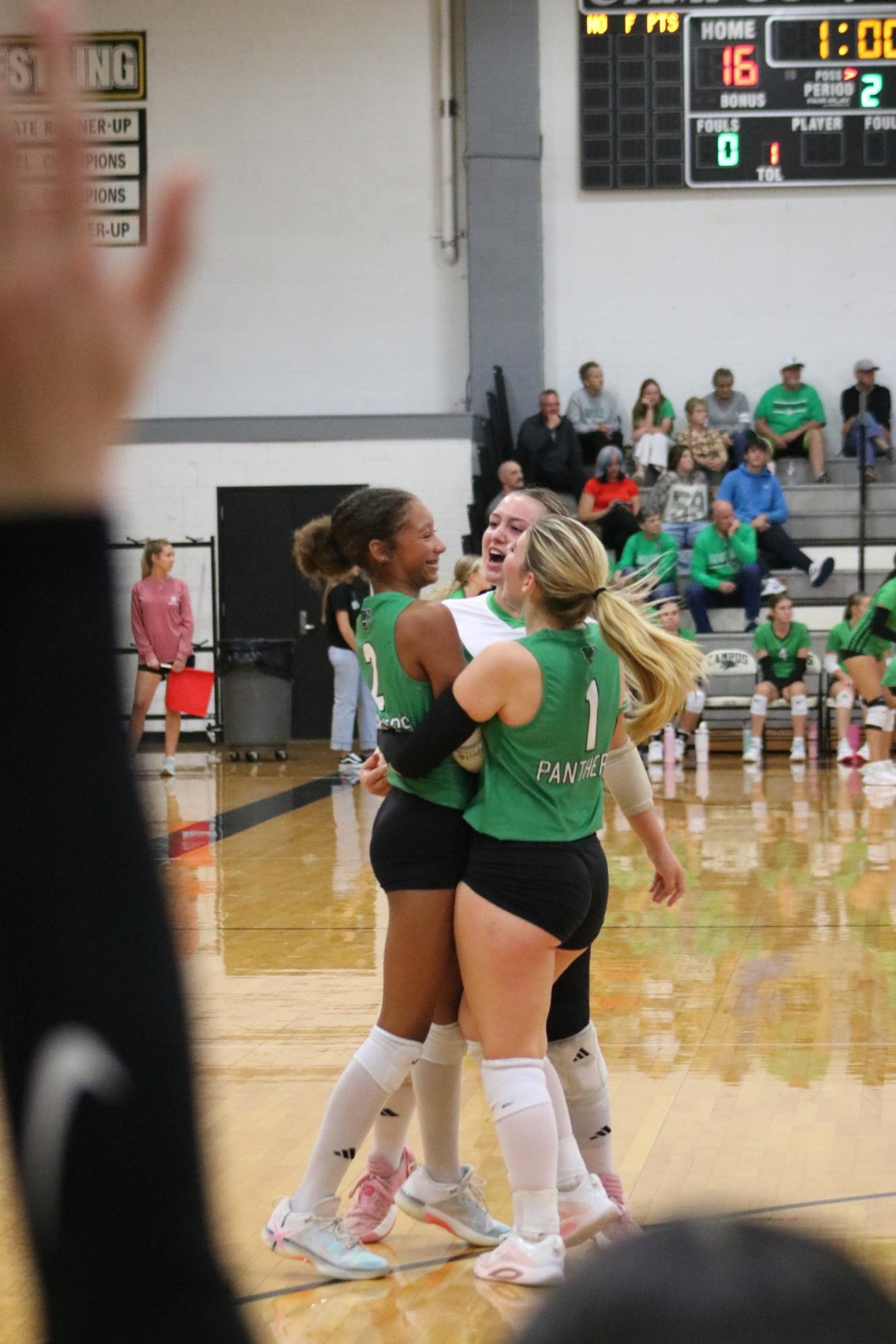 Volleyball vs. Campus (Photos by Ella Davidson)