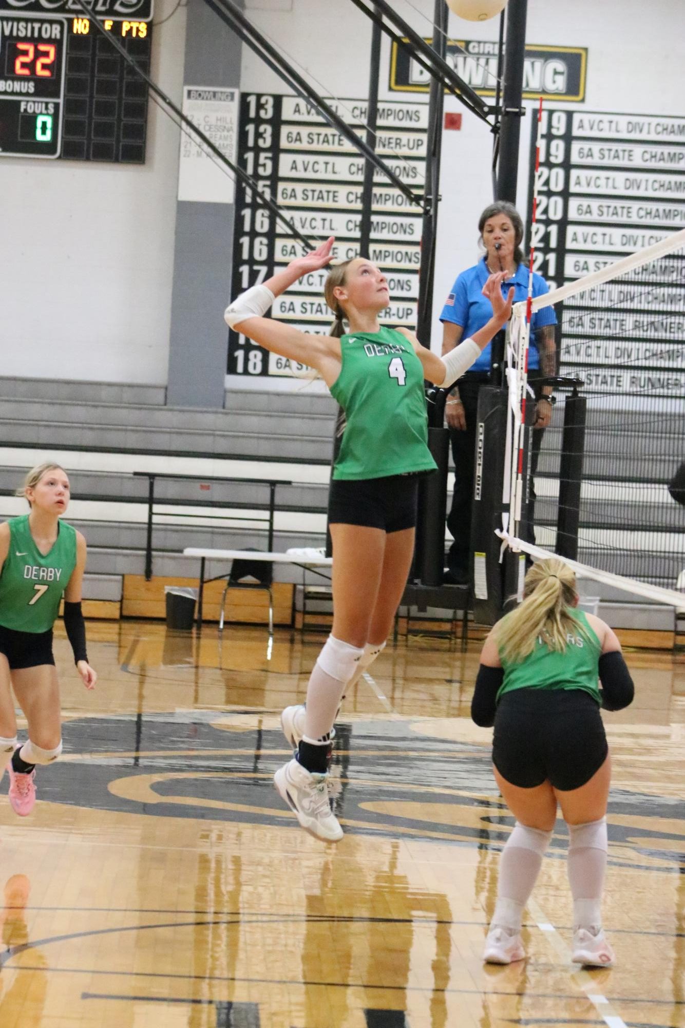 Volleyball vs. Campus (Photos by Ella Davidson)