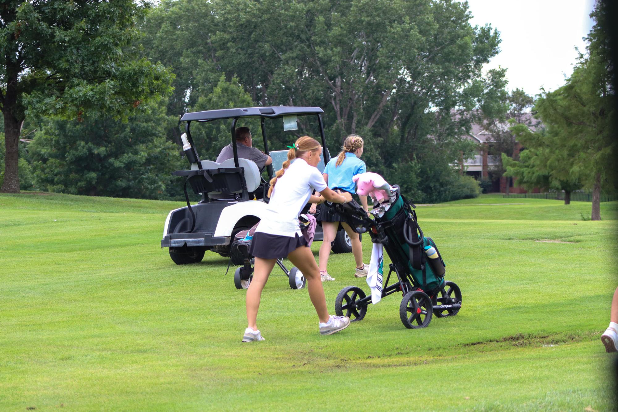 Girls varsity golf tournament (Photos by Delainey Stephenson)