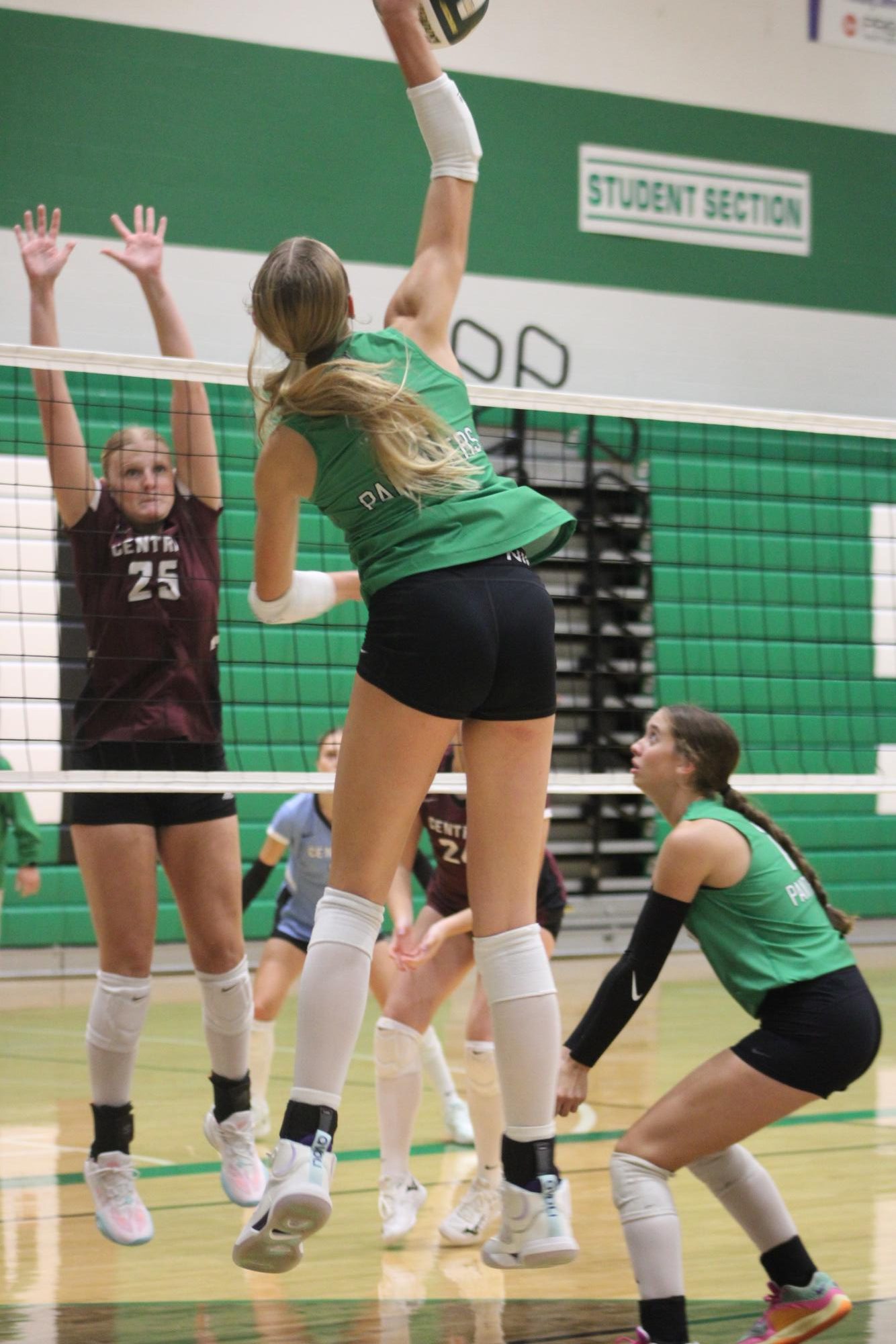 Volleyball vs. Salina Central (Photos by Kenley Stewart)
