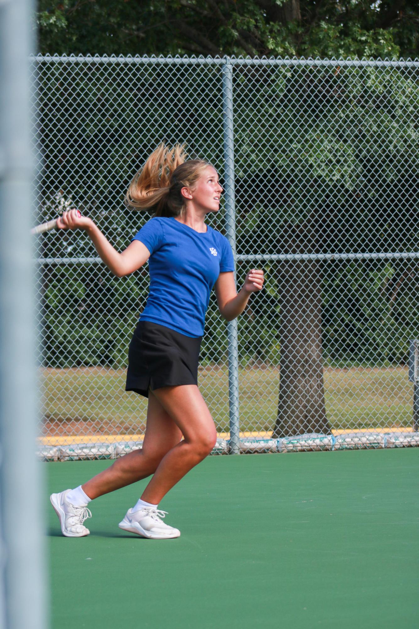 Girls tennis practice (Photos by Ava Mbawuike)