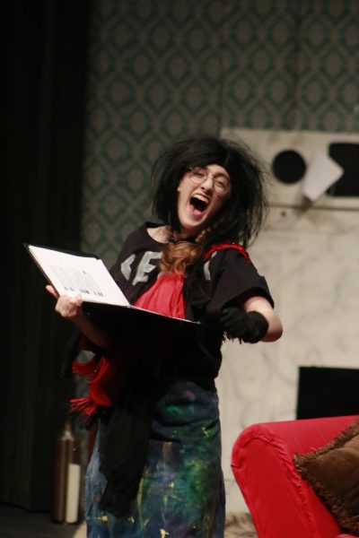 Navigation to Story: The Play That Goes Wrong (Photos by Emmersyn Bonebrake)