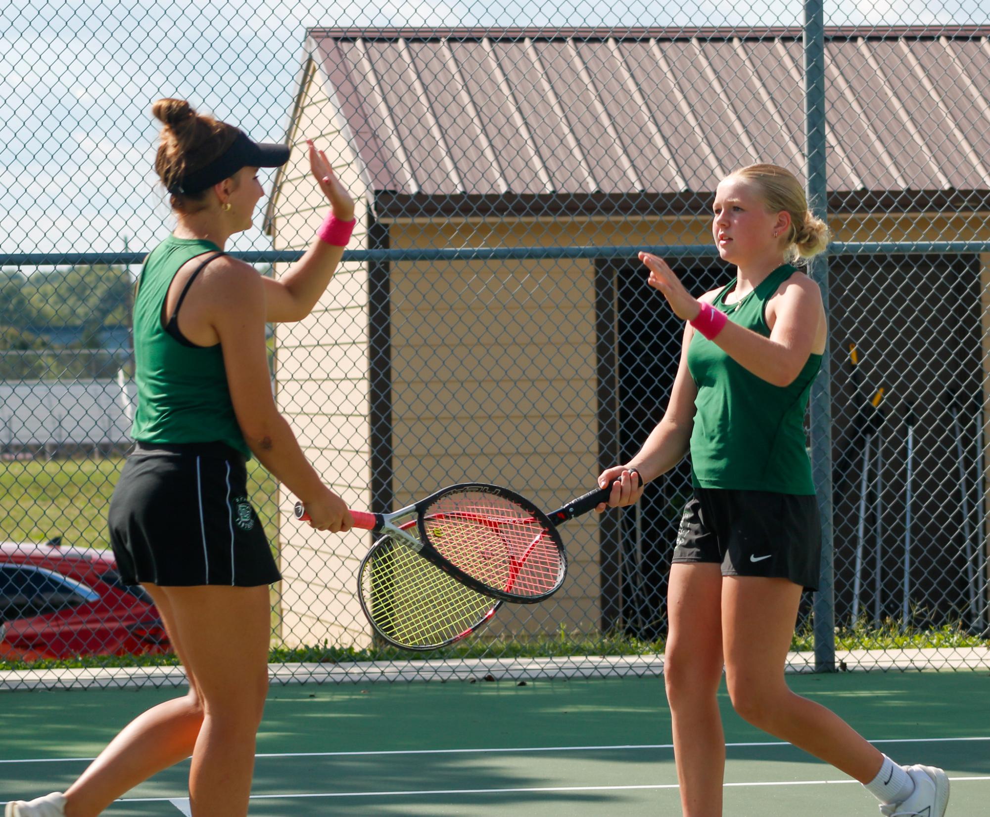 Girls varsity tennis meet (Photos by Bella Johnson)