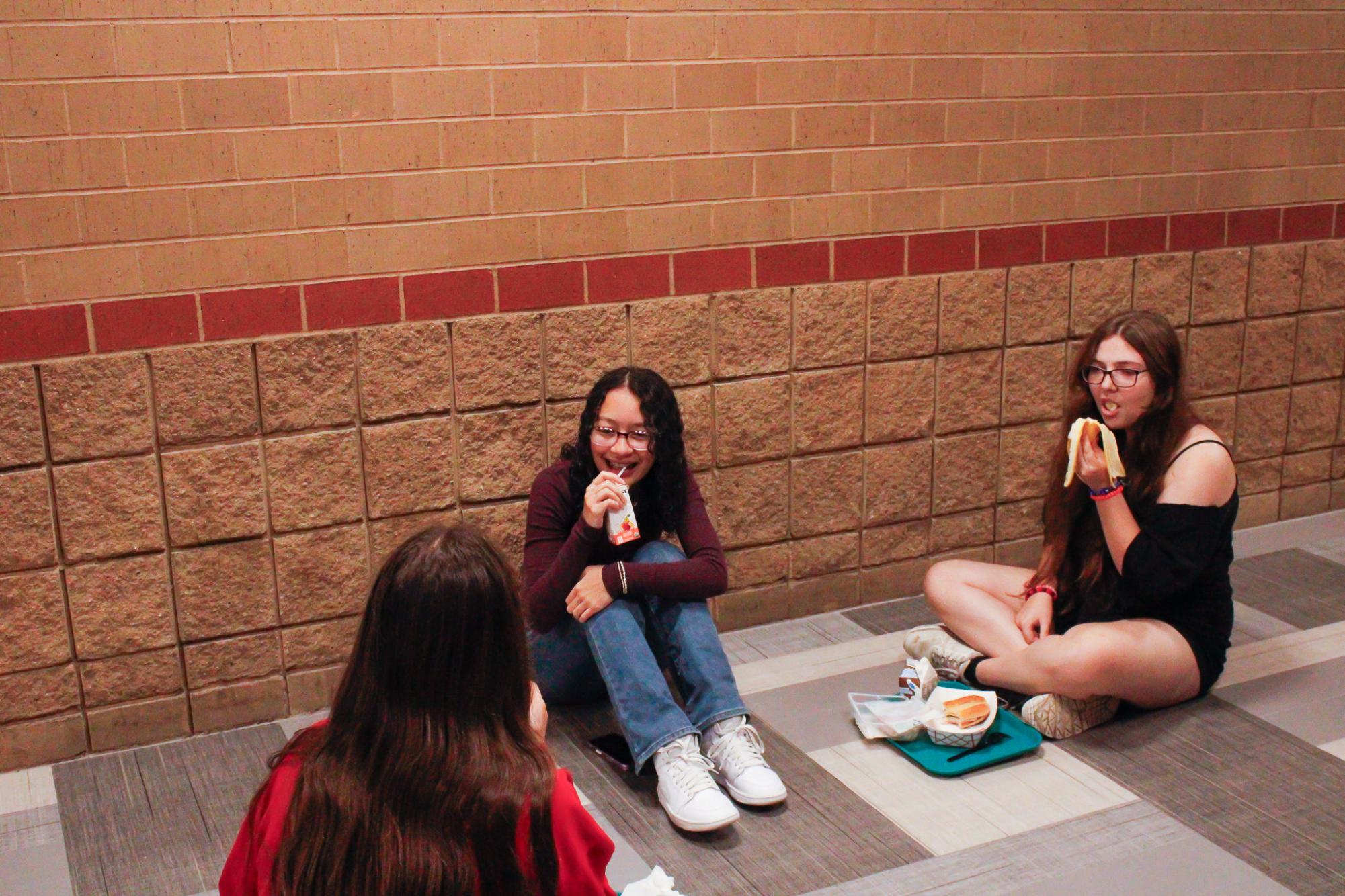 Groups at Lunch (Photos by Bella Johnson)