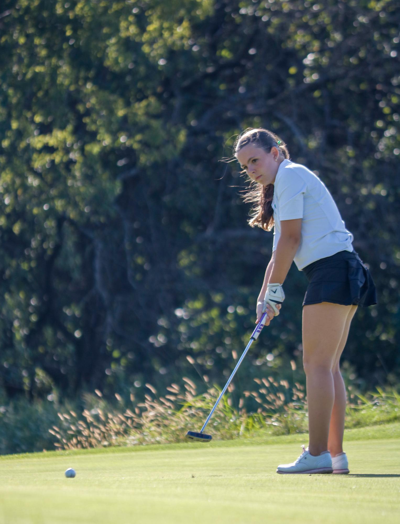 Girls varsity Golf tournament (Photos by Isabella Webb)