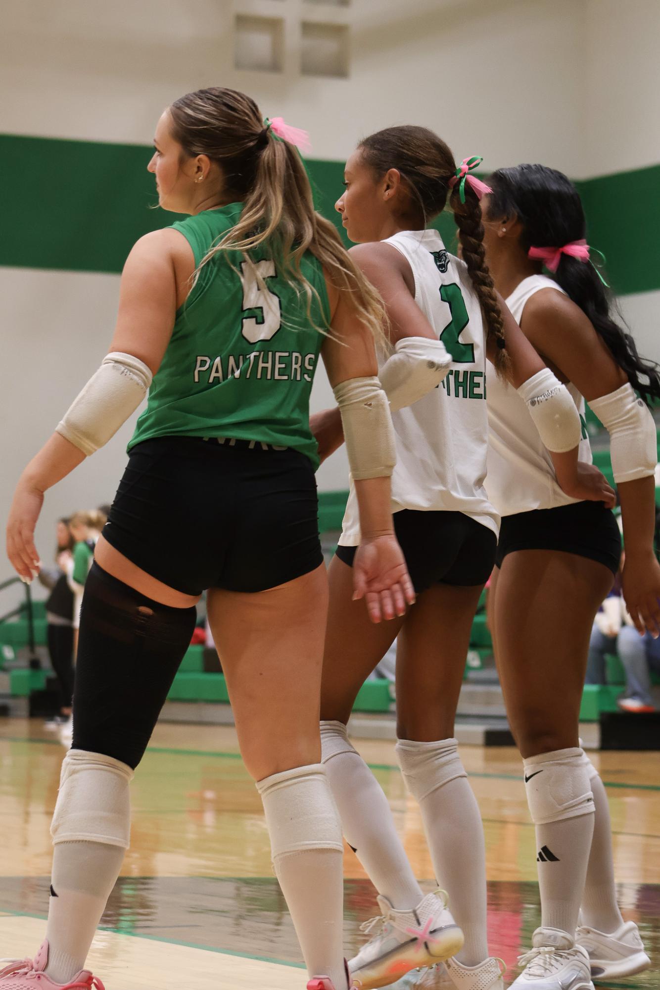 Volleyball vs. Valley Center (Photos by Bree Stuhlsatz)