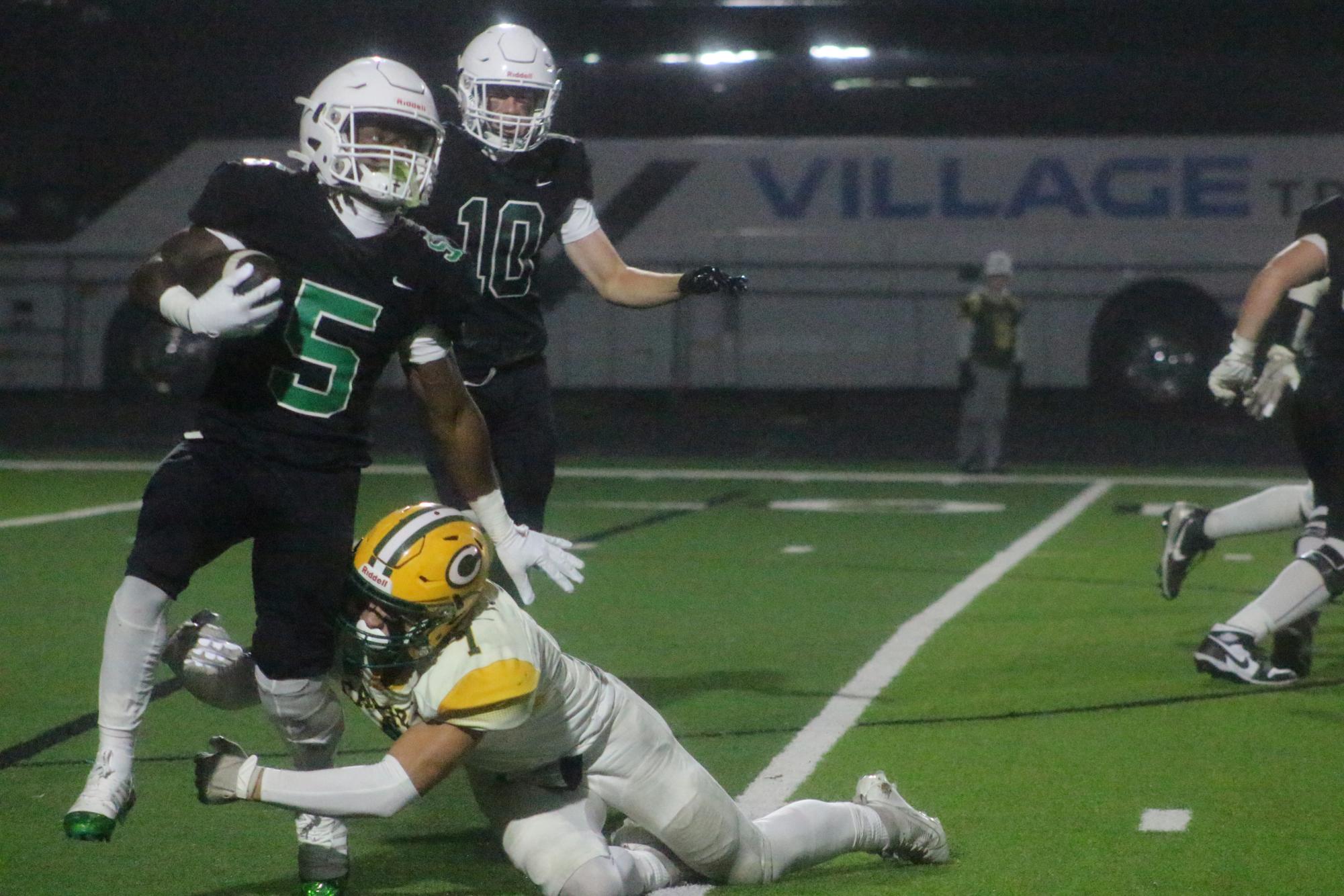 Football vs Bishop Carroll (Photos by Maya Painchaud)