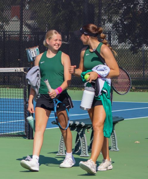 Girls varsity tennis compete in regionals