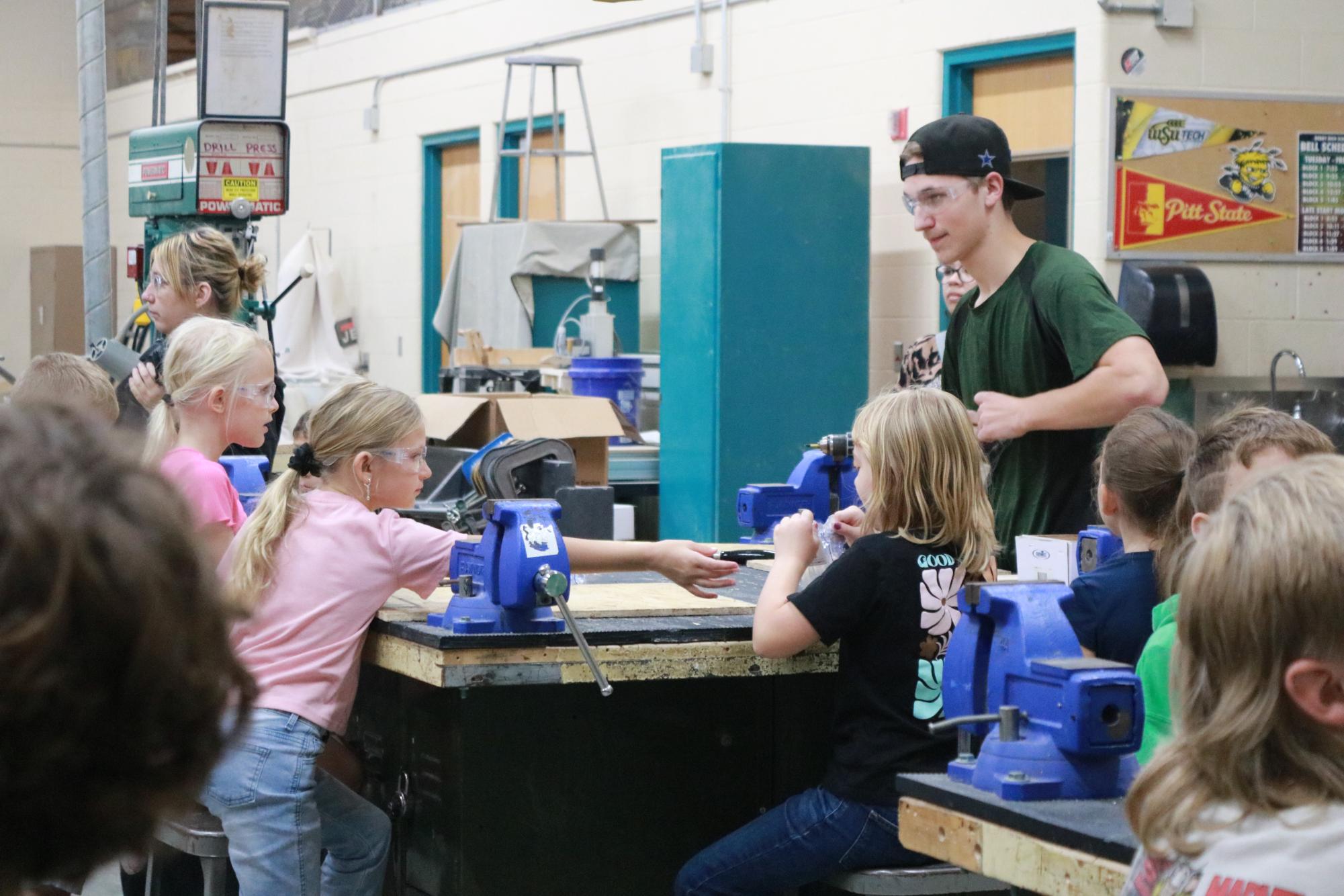 Tanglewoods 3rd graders make bat houses (Photos by Maleea Sullivan)