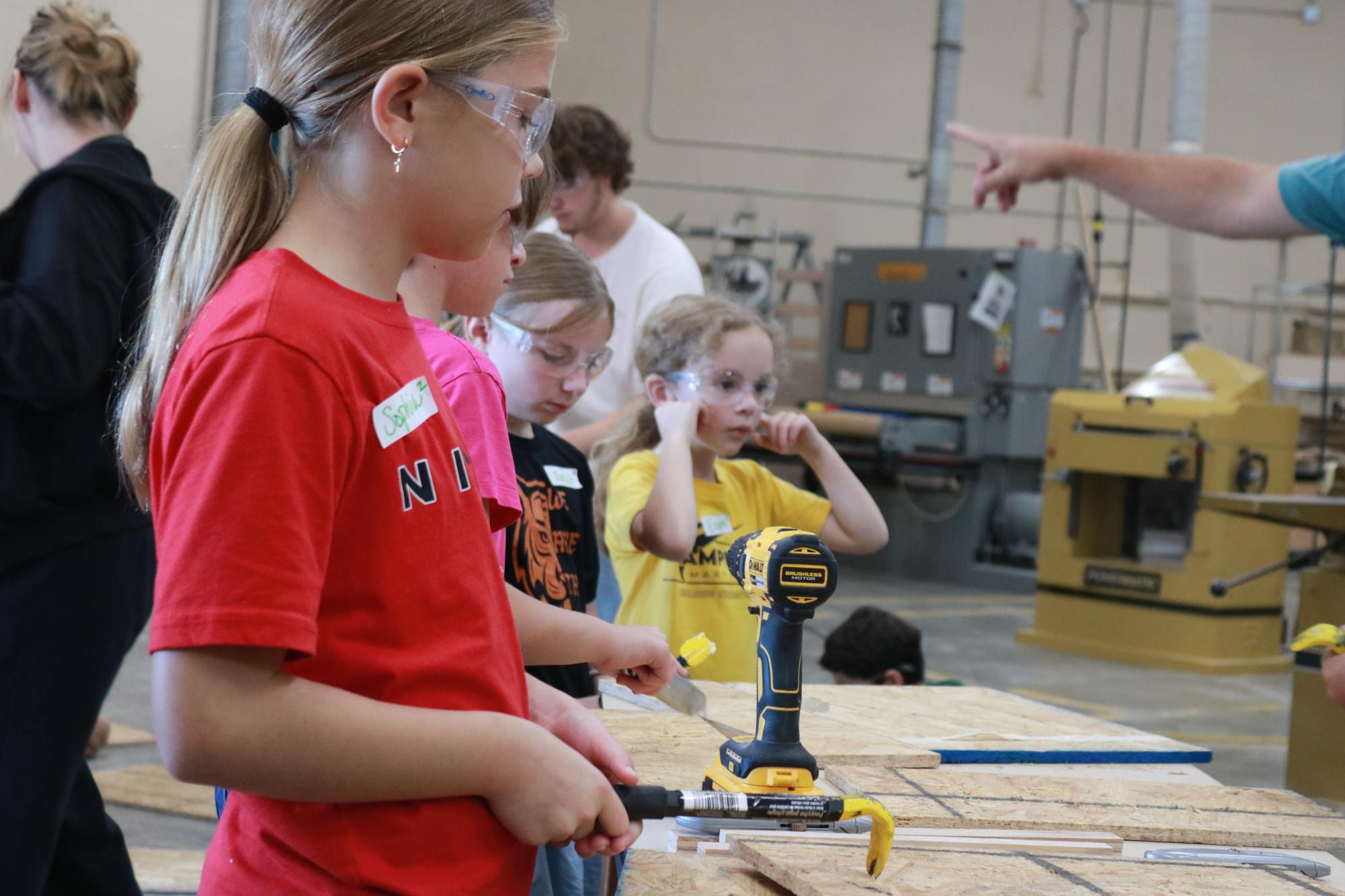 Tanglewoods 3rd graders make bat houses (Photos by Maleea Sullivan)