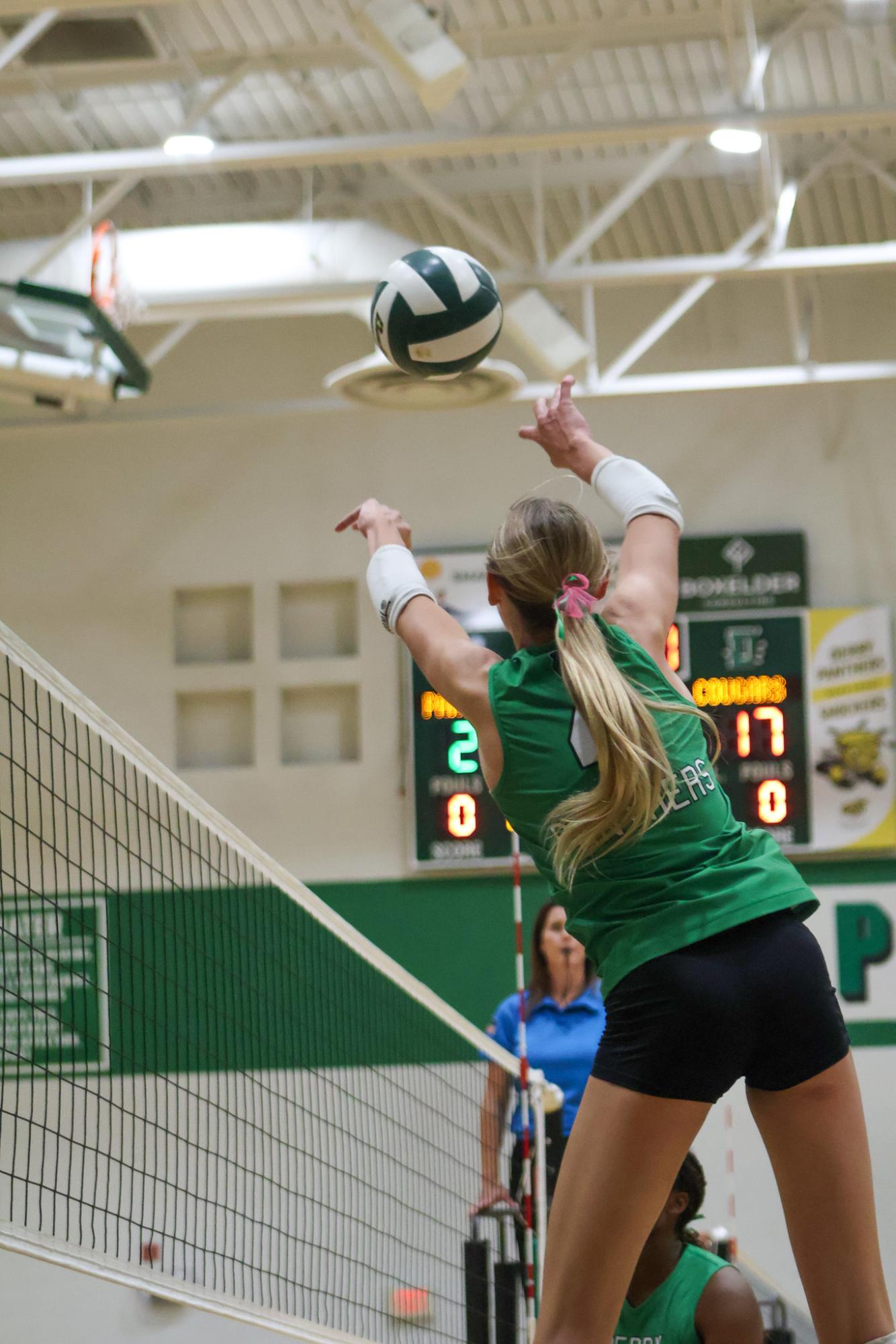 Varsity Volleyball vs South (By Isabella Webb)