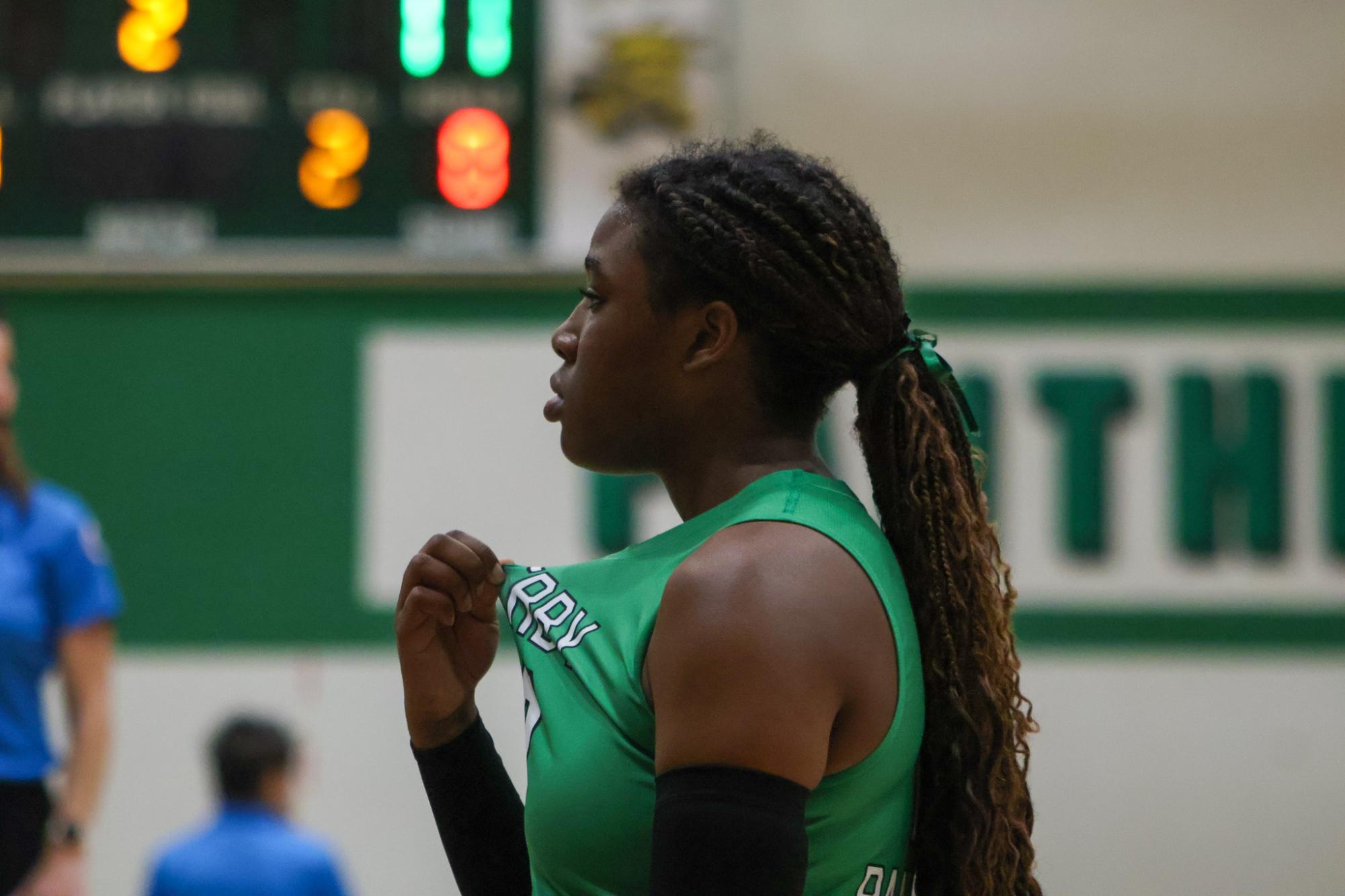 Varsity Volleyball vs South (By Isabella Webb)