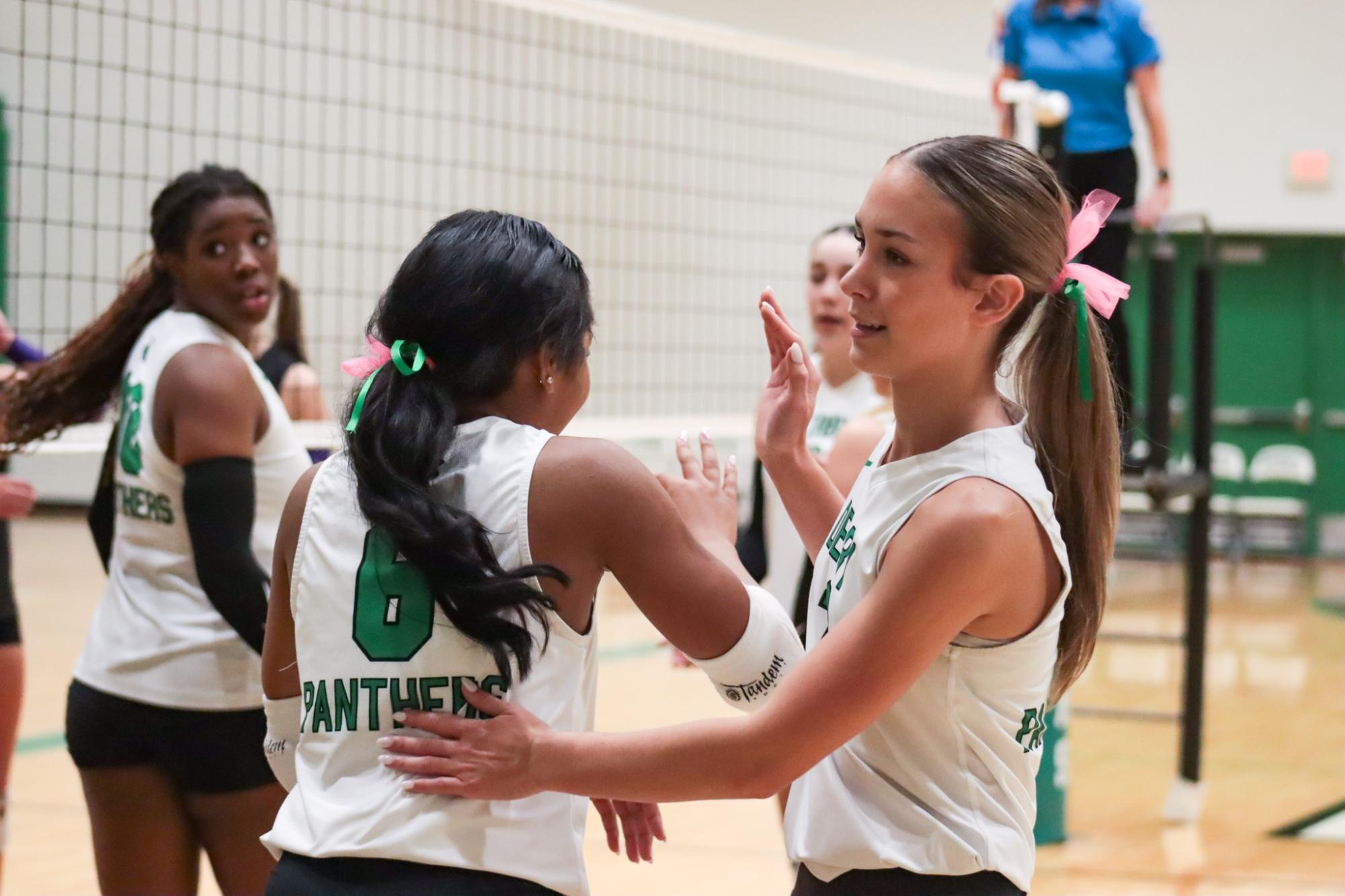 Volleyball vs. Valley Center (Photos by Kaelyn Kissack)