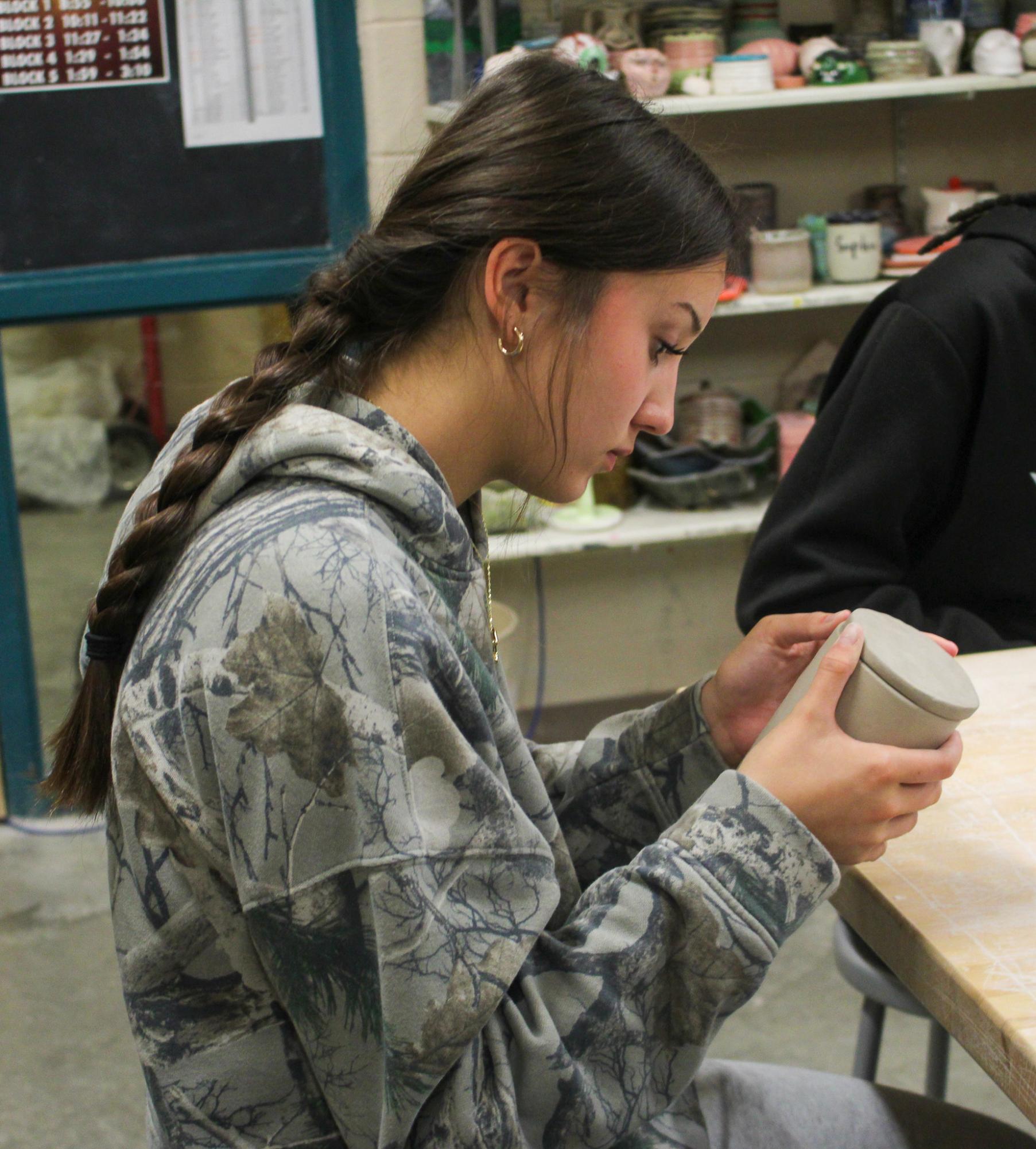 Clay Class (Photos by Janie Simard)