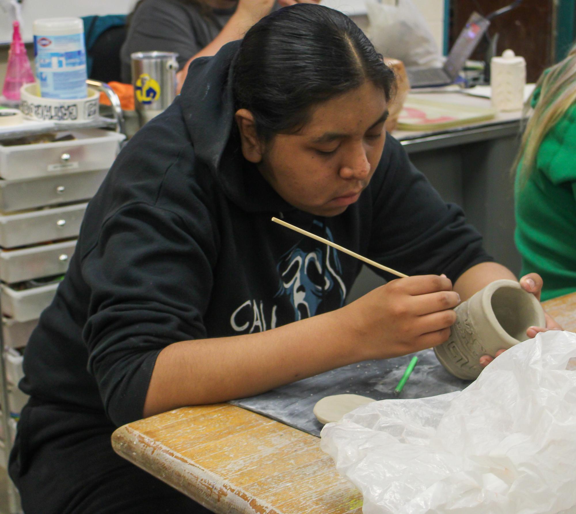 Clay Class (Photos by Janie Simard)