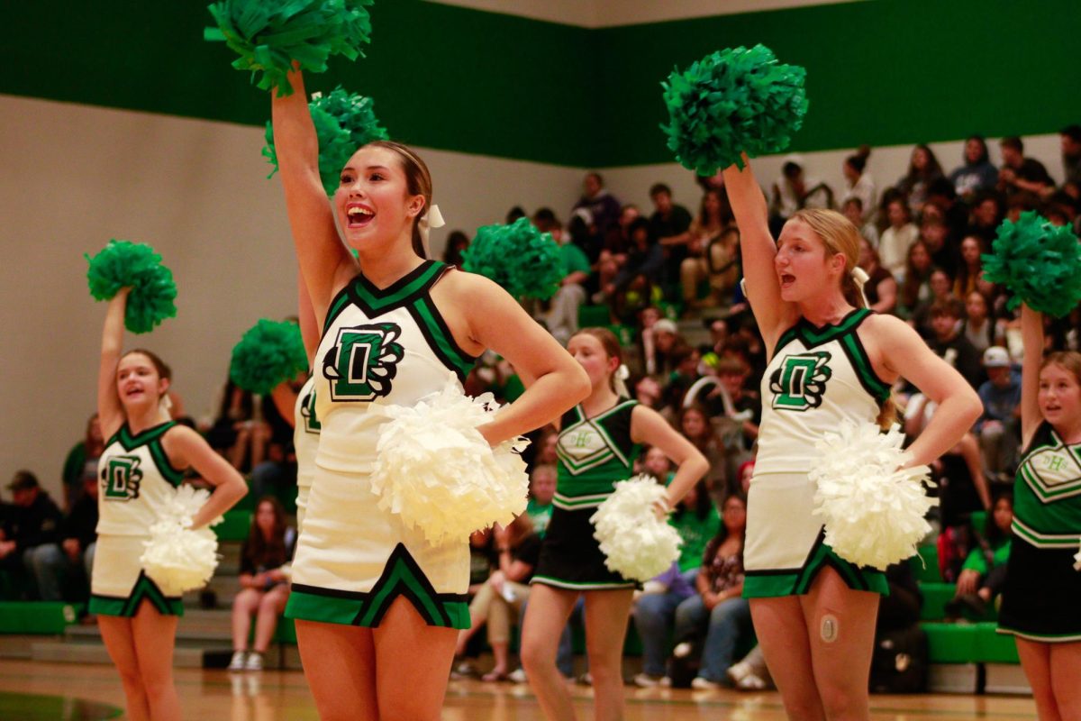 Pep Rally Cheerleaders
