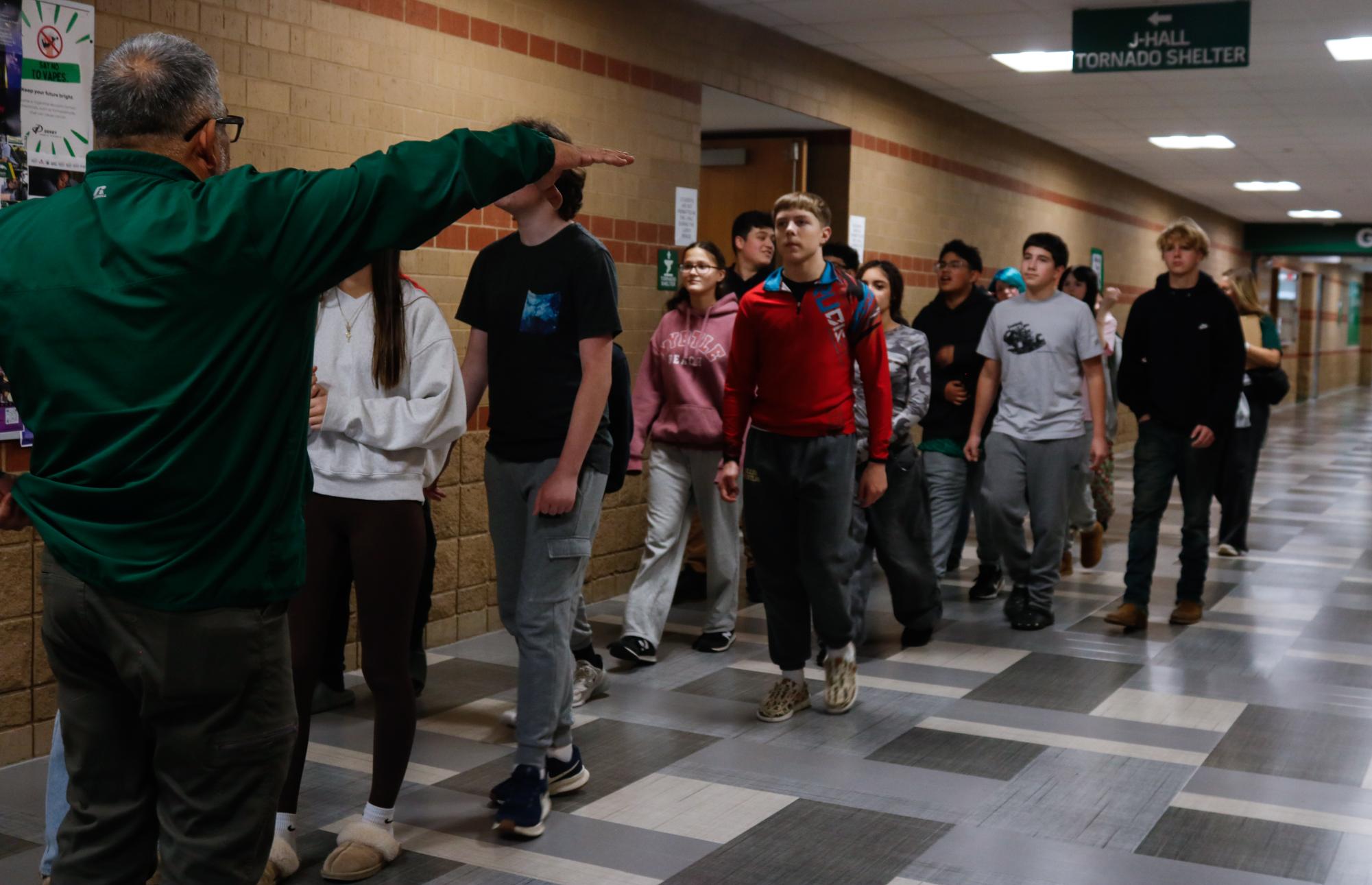 Middle School Students Visiting DHS (Photos by Ava Phouangmala)