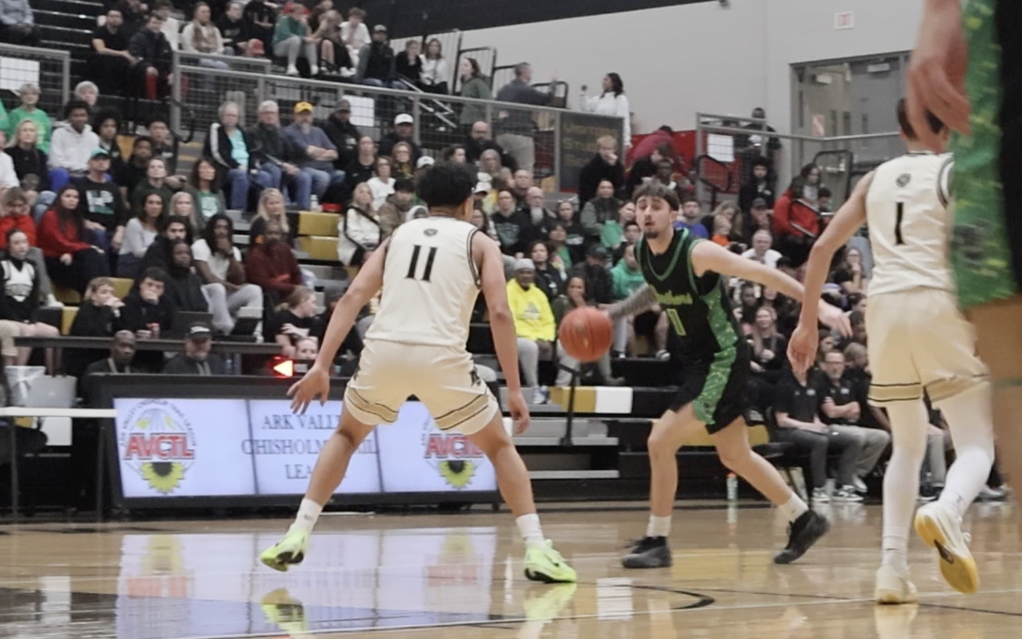 Boys basketball battles through tough December schedule