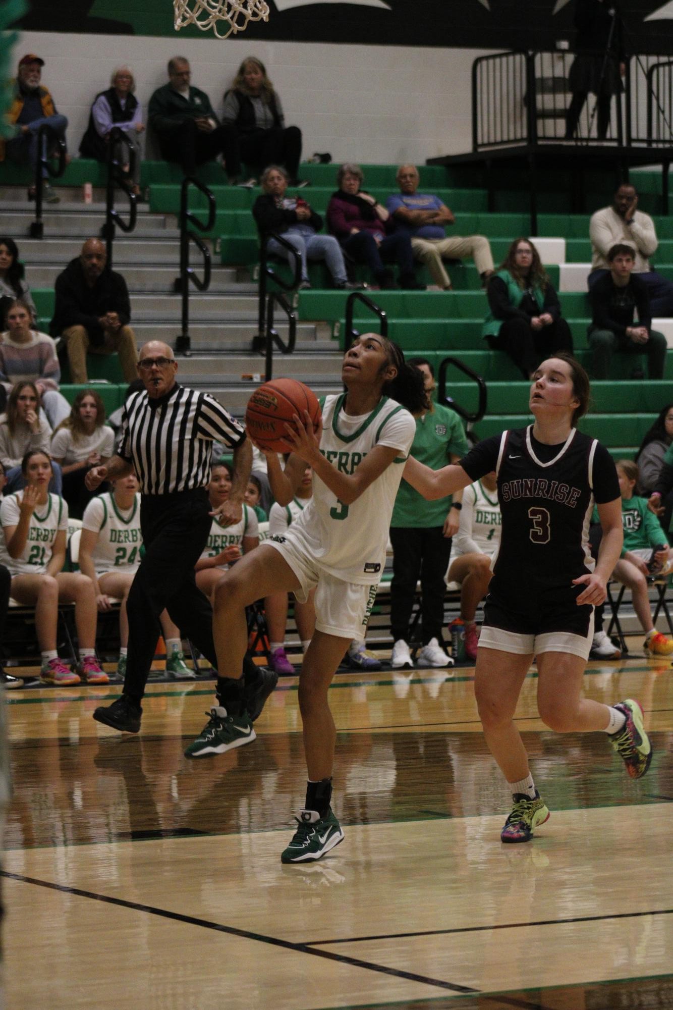 Girls basketball vs. Sunrise Christian Academy (Photos by Maya Painchaud)