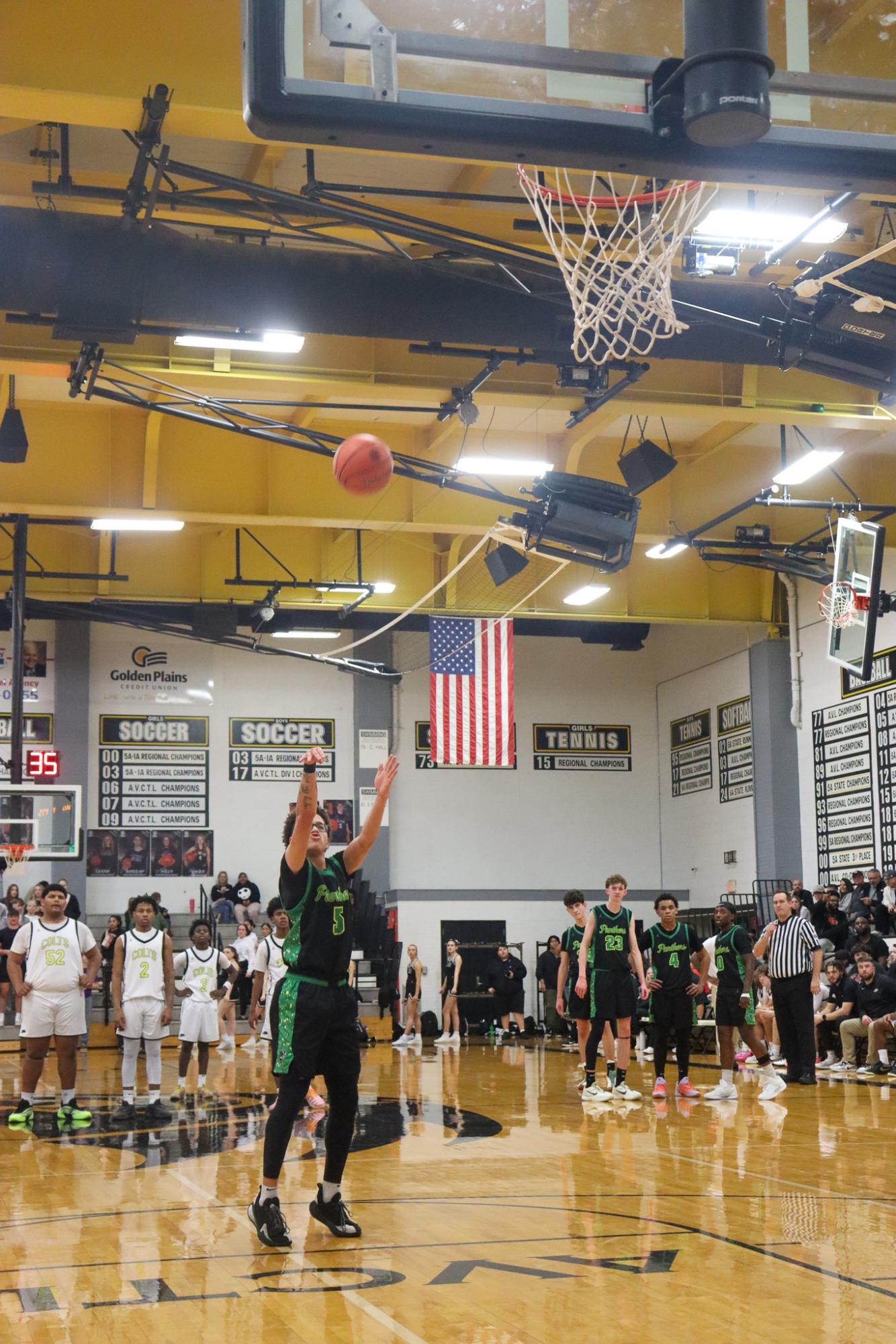 Boys varsity basketball vs. Campus (Photos by Delainey Stehephenson)