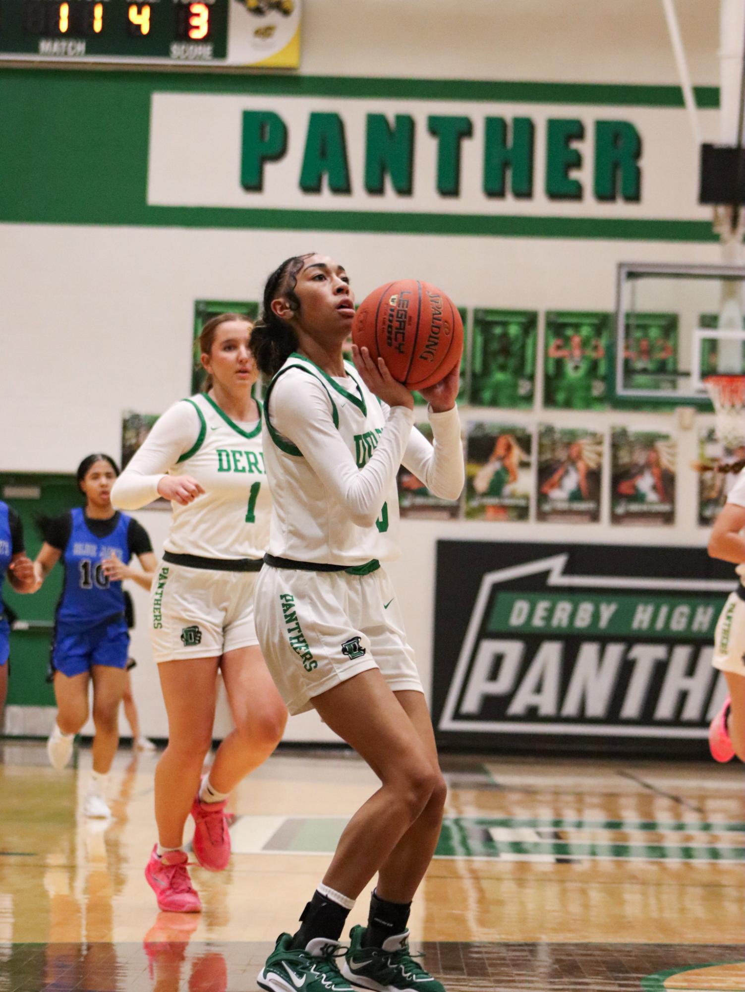 Girls Varsity Basketball vs. Junction City (Photos by Kaelyn Kissack)