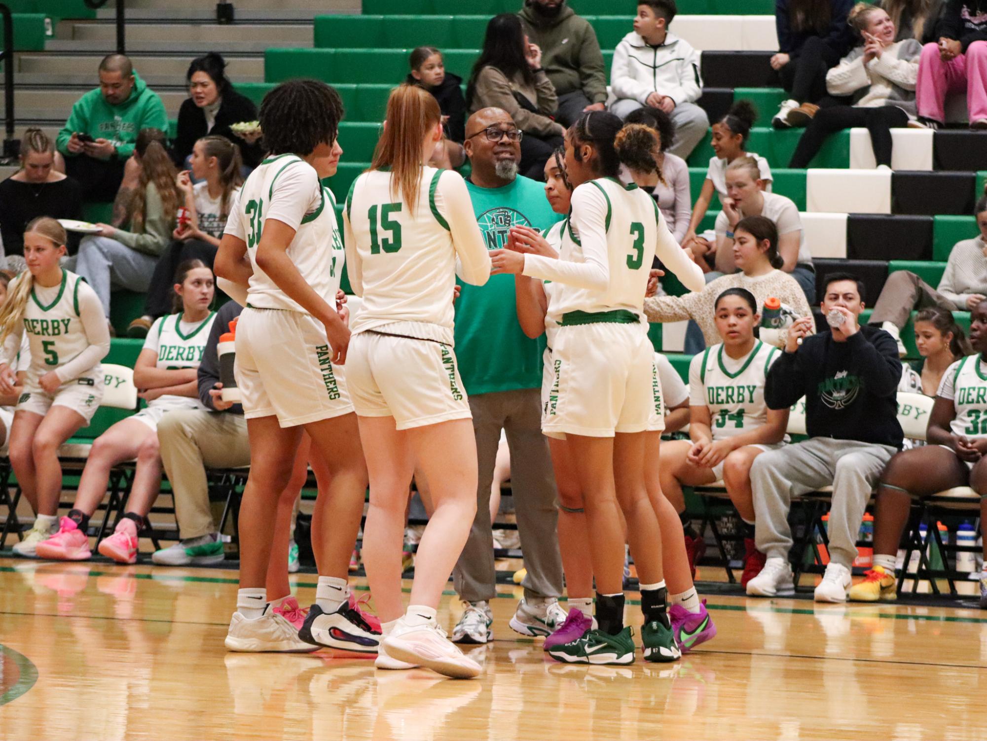 Girls Varsity Basketball vs. Junction City (Photos by Kaelyn Kissack)