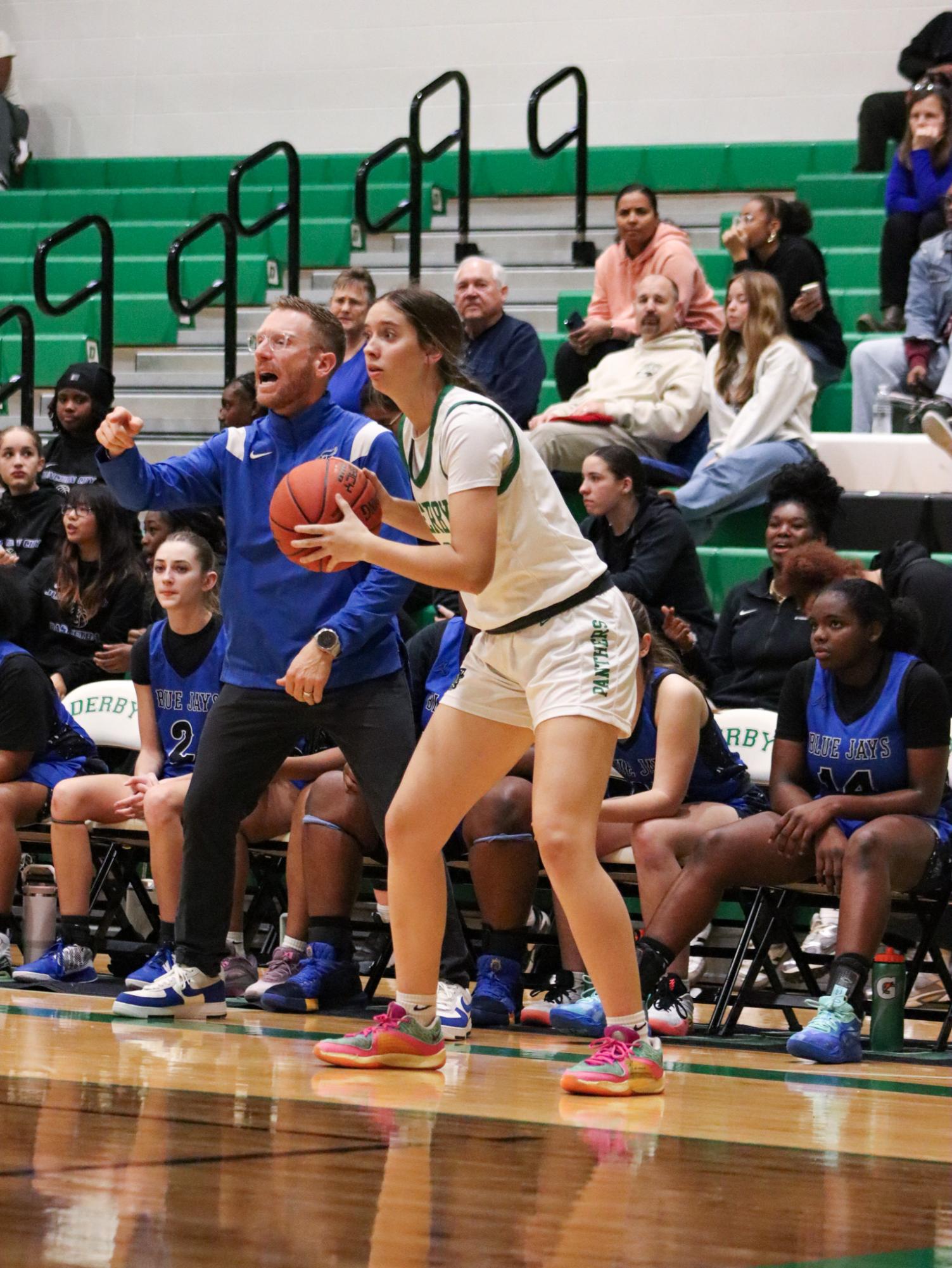 Girls Varsity Basketball vs. Junction City (Photos by Kaelyn Kissack)