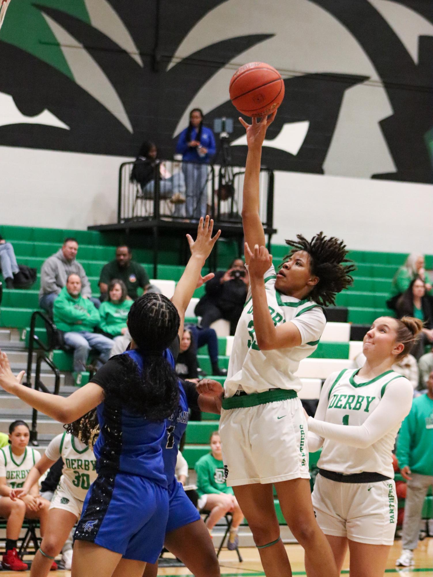 Girls Varsity Basketball vs. Junction City (Photos by Kaelyn Kissack)