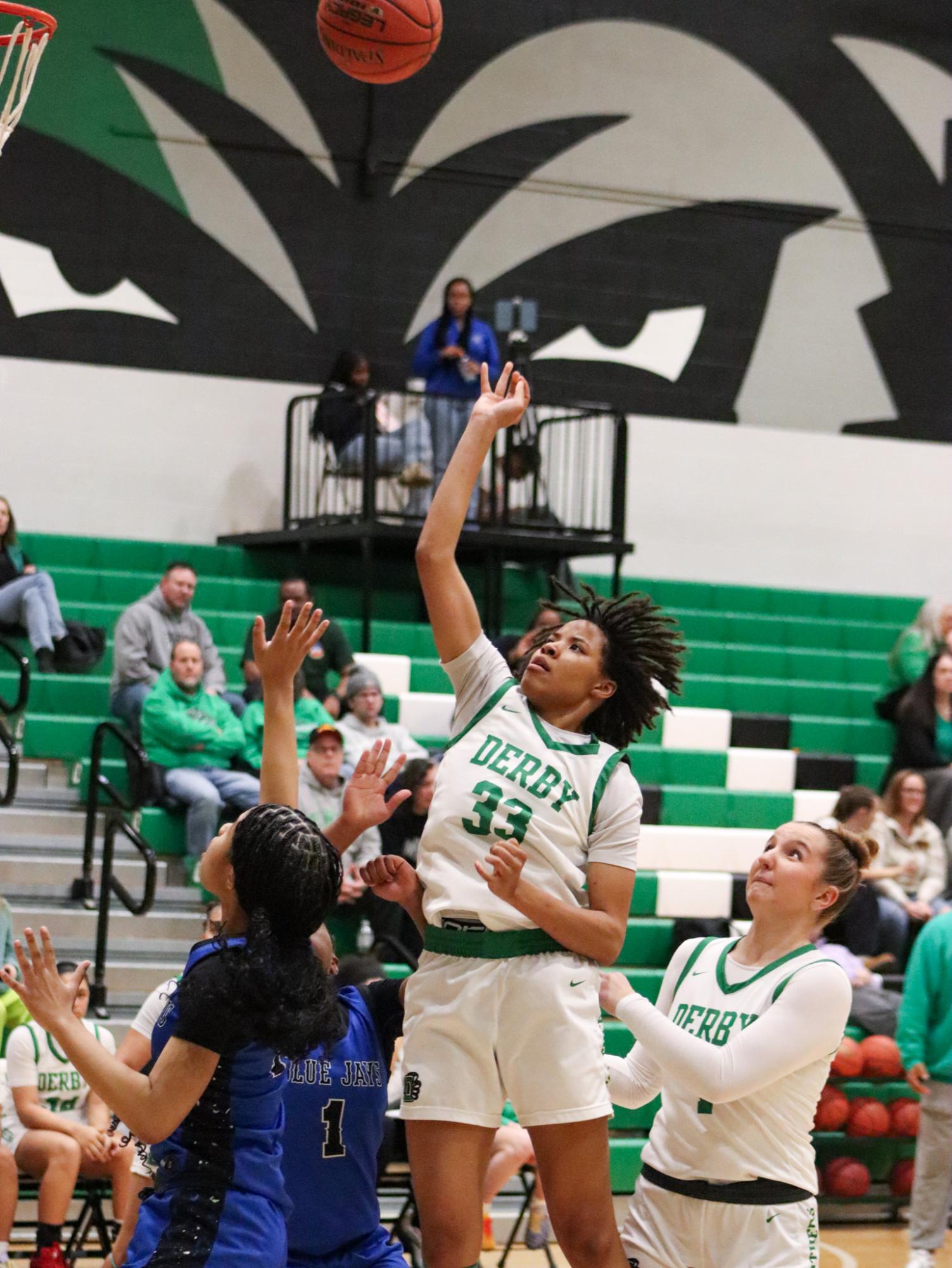 Girls Varsity Basketball vs. Junction City (Photos by Kaelyn Kissack)
