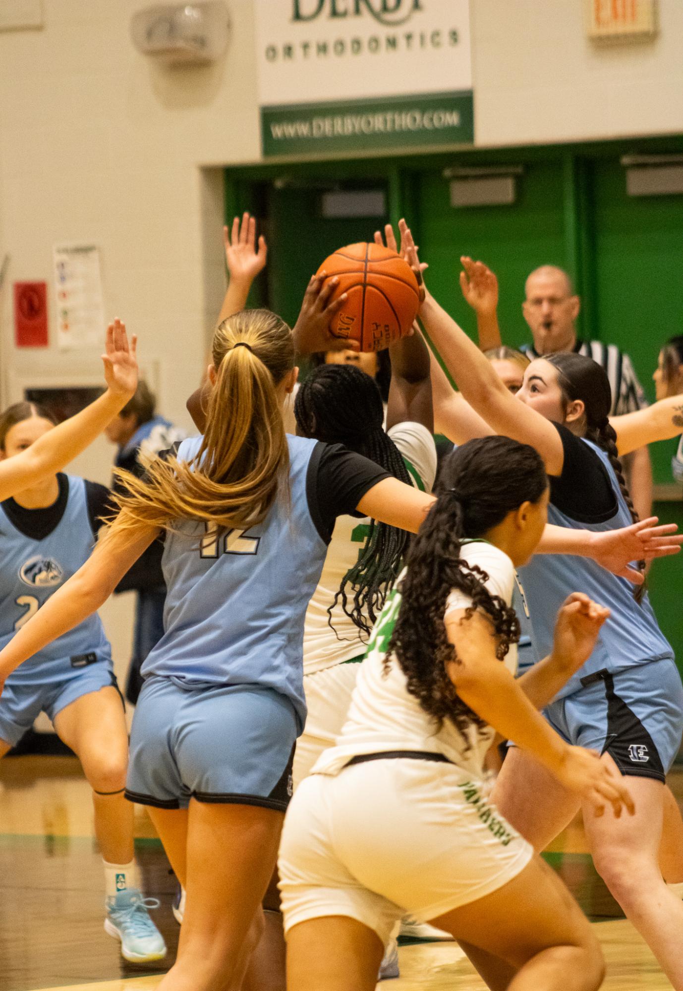 Girls Varsity Game vs Eisenhower (By Ava Phouangmala)