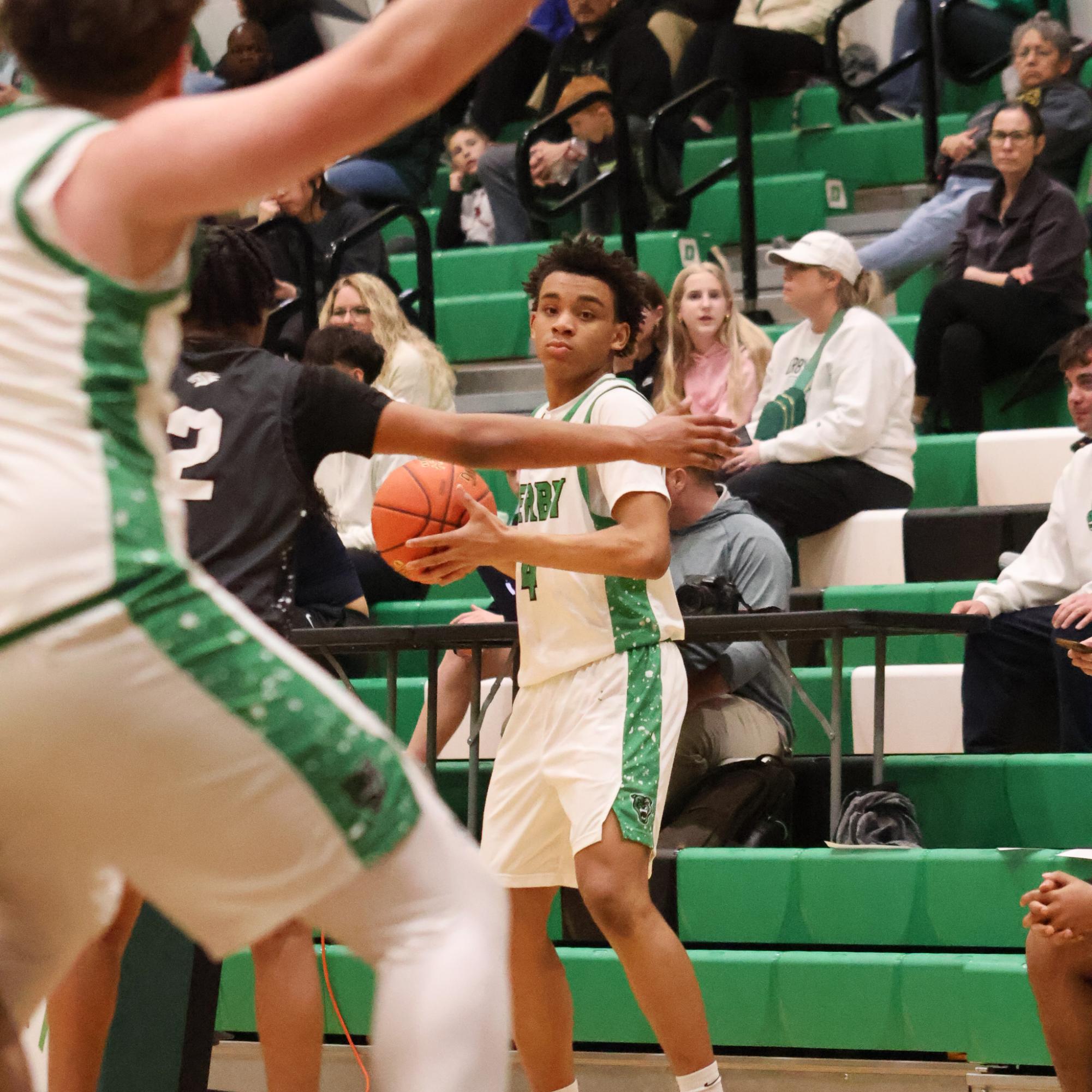 Varsity basketball vs Campus (Photos by Bree Stuhlsatz)