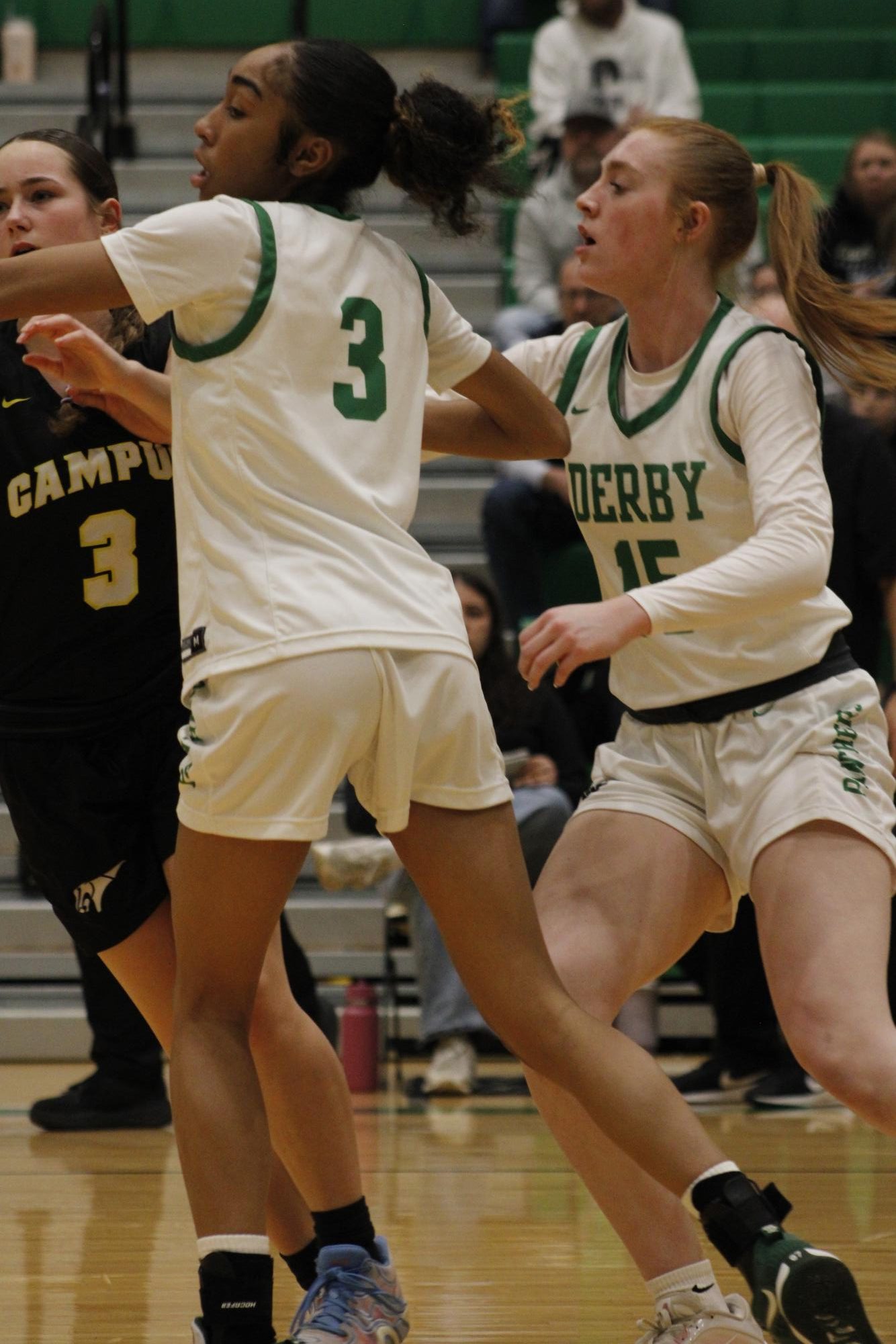 Girls Varsity Basketball vs Campus (photos by Marta Bettoni)