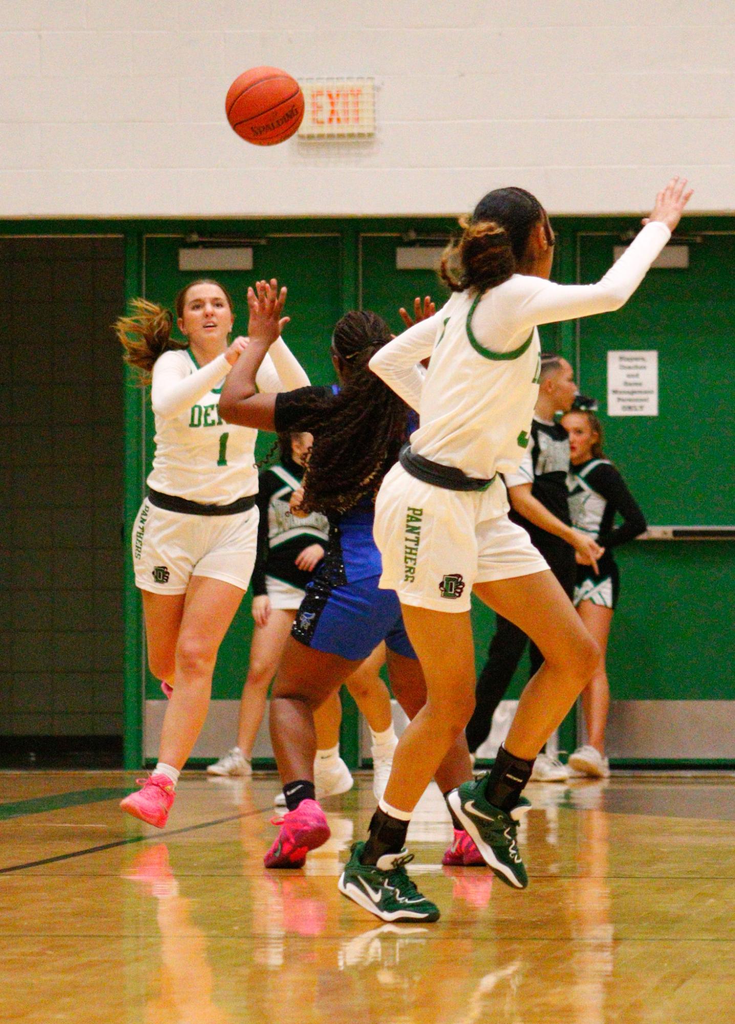 Girls Basketball vs. Junction City (Photos by Stevie Hoppock)