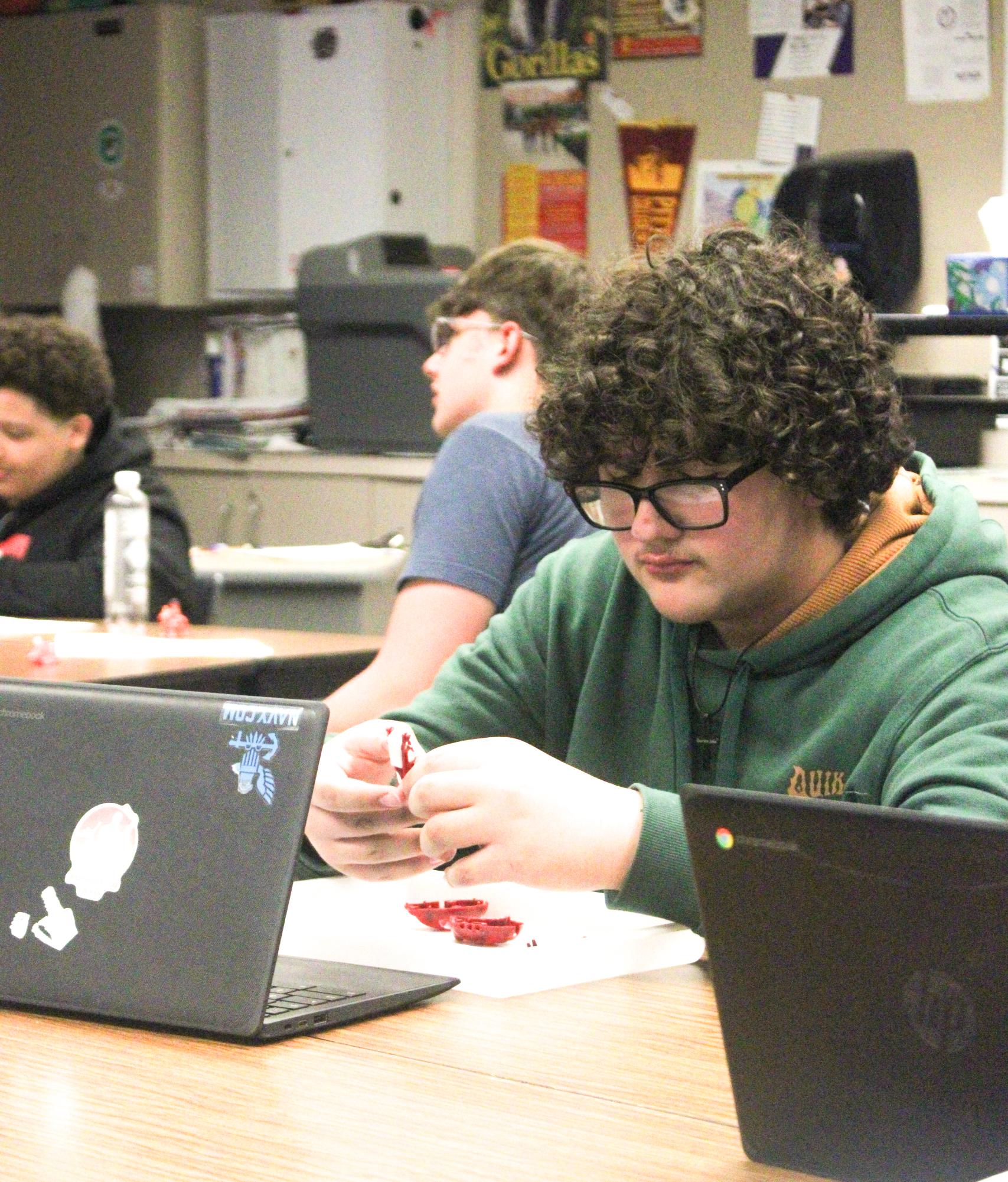 Building Windmills in Mr Link's Class (By Starlan Bryant)