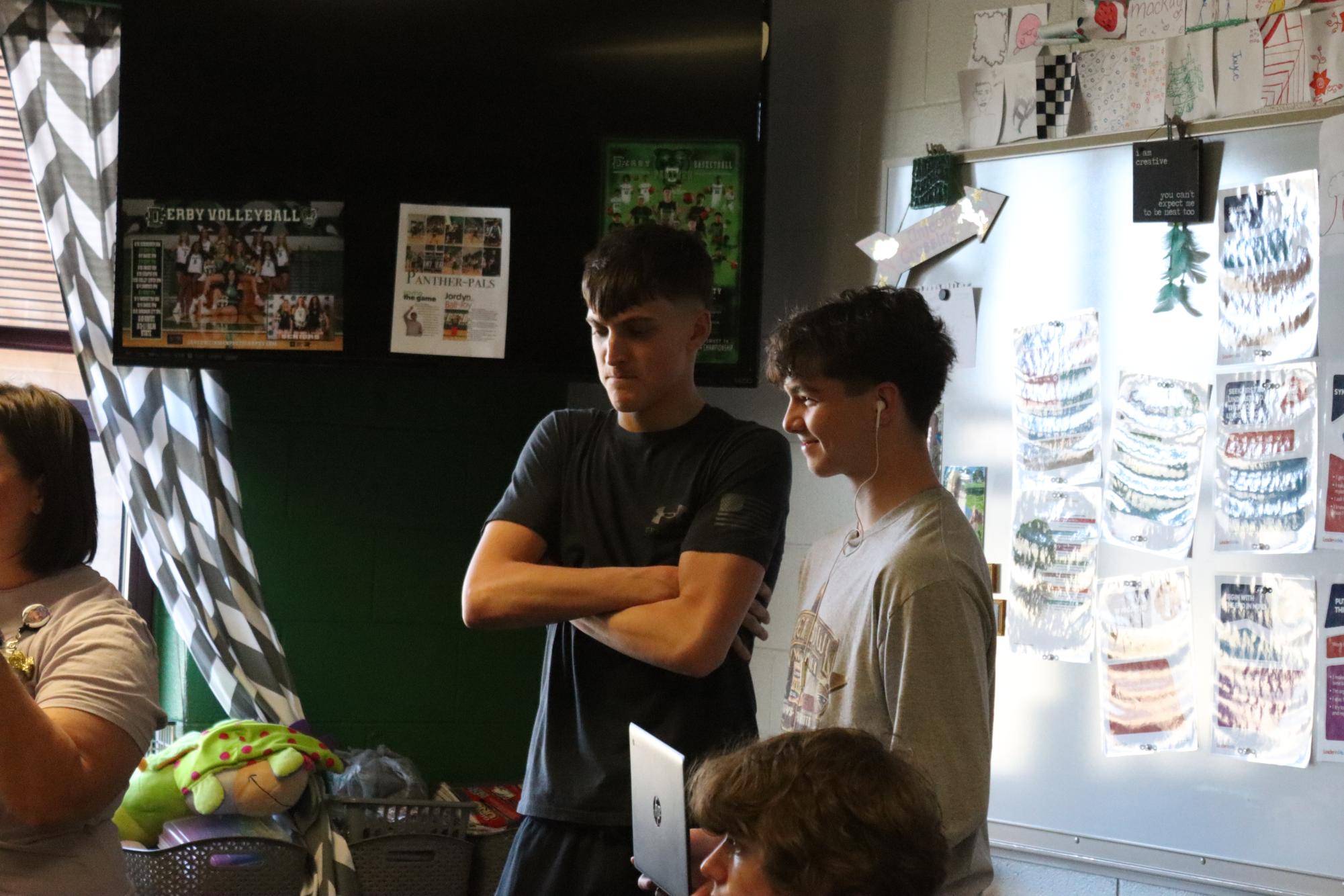 junior reality goes over resumes (Photos by Delainey Stephenson)