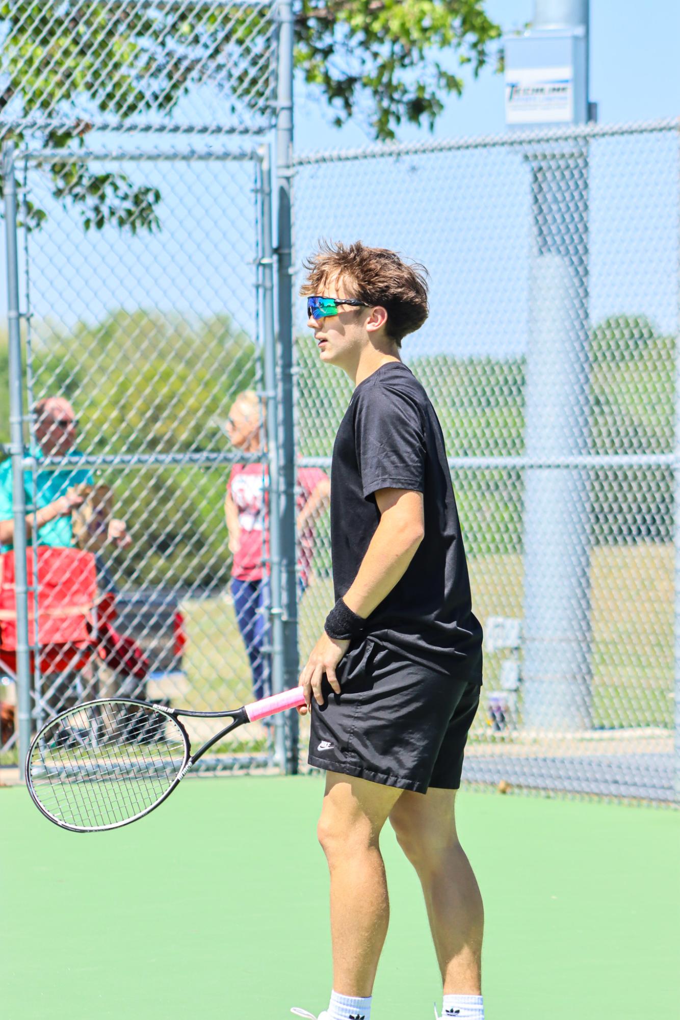 Boys Varsity Tennis (By Ava Phouangmala)