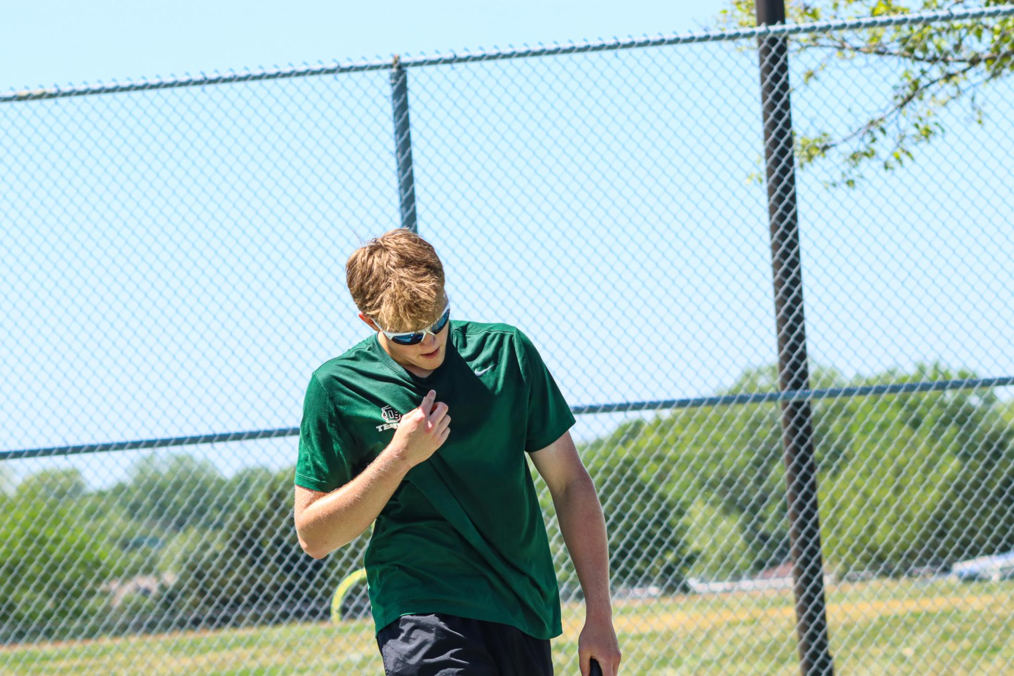 Boys Varsity Tennis (By Ava Phouangmala)
