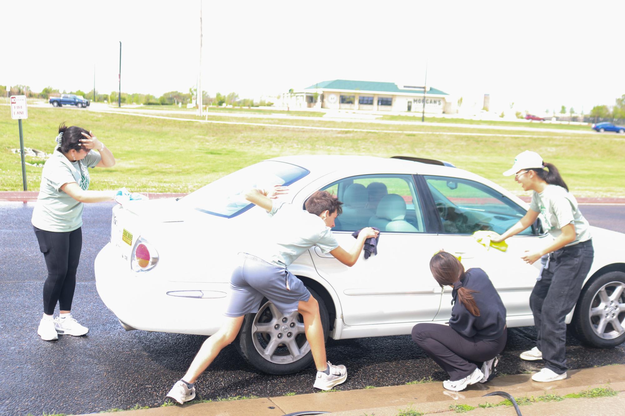 NHS Car wash (Photos by Kaelyn Kissack)