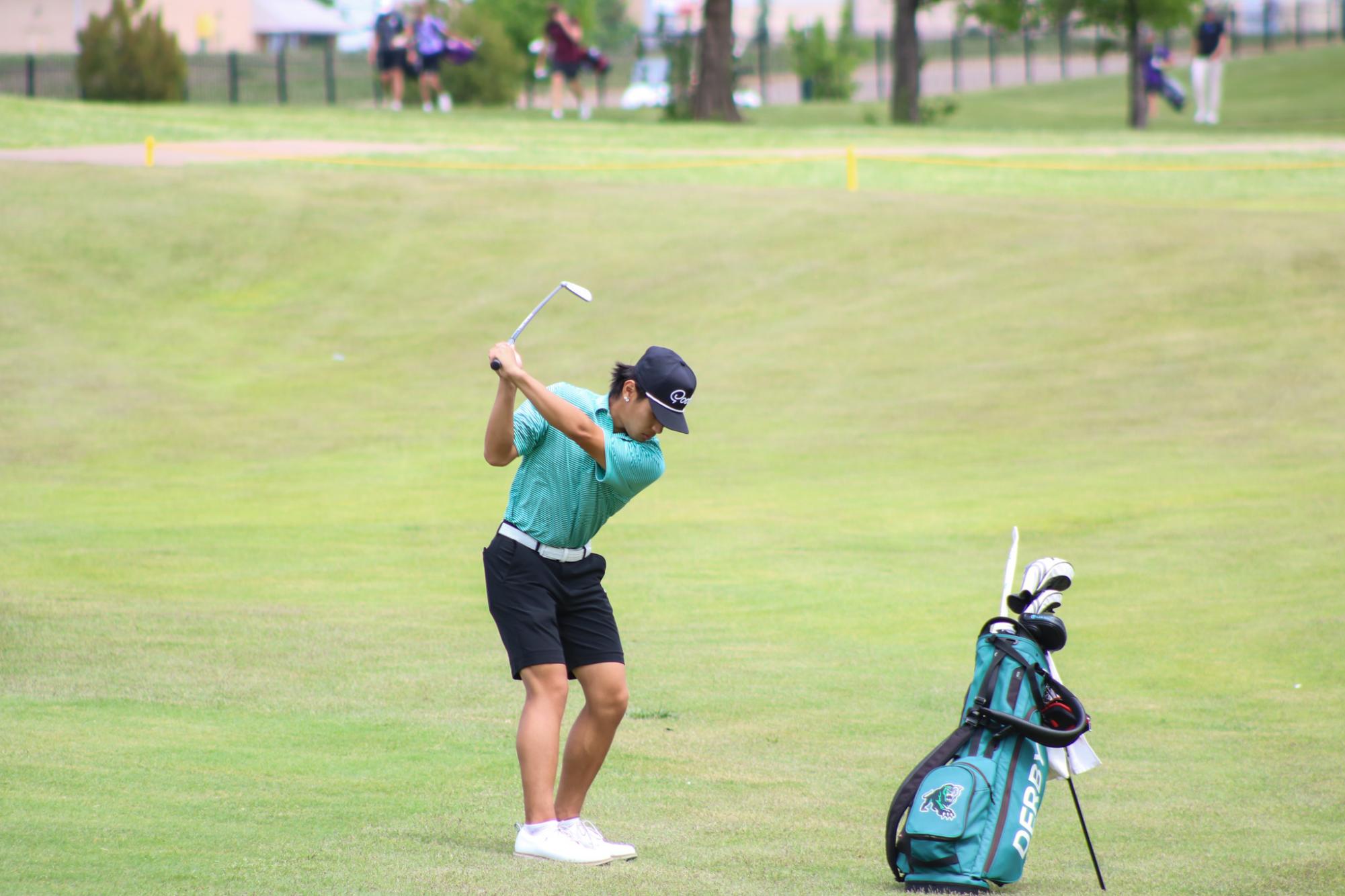 Varsity Golf at Home (Photos by Kaelyn Kissack)